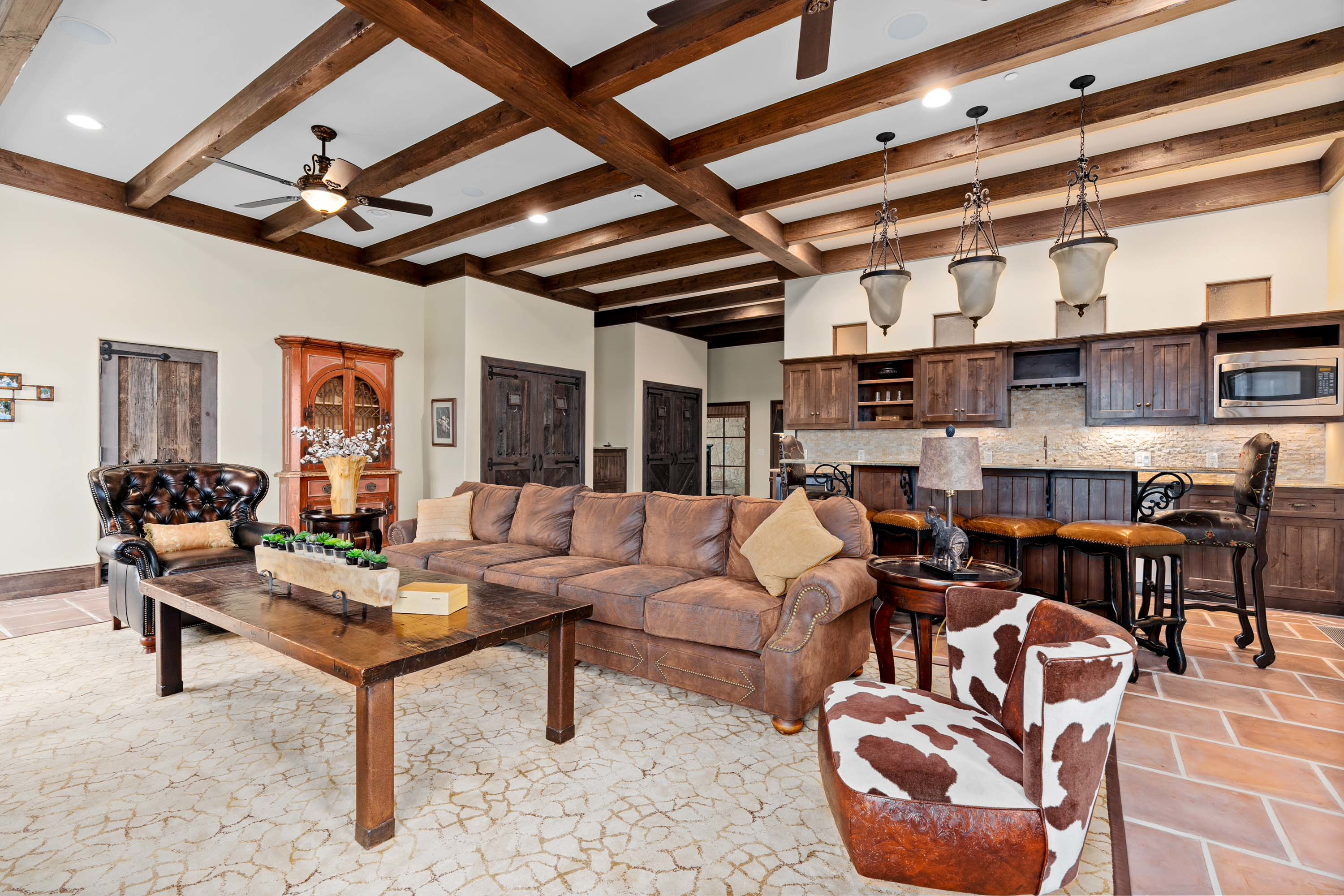12 1011 Lakeview Point Drive - Luxury Real Estate - Concierge Auctions