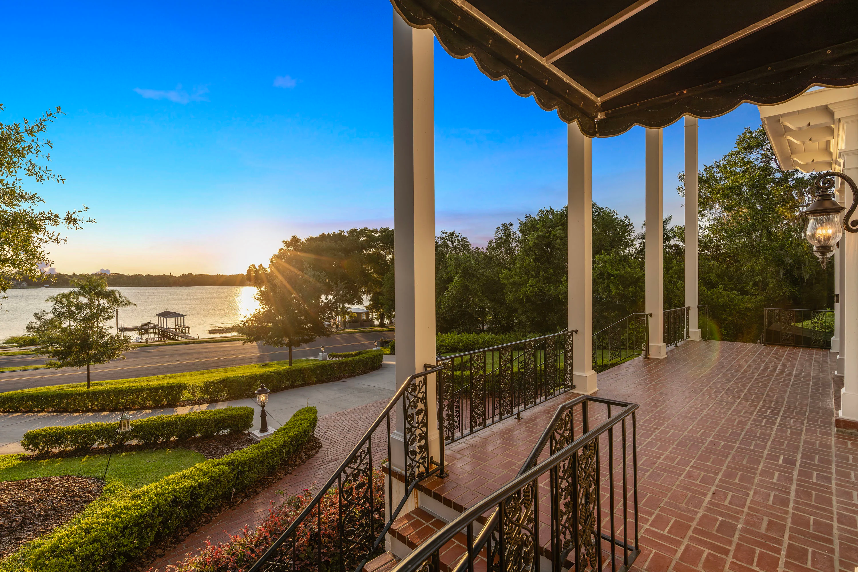 1414 Sylvan Drive, Mount Dora, Near Orlando, Florida 32757 - 1414_Sylvan_Drive_Mount_Dora_FL_03_wkglfn