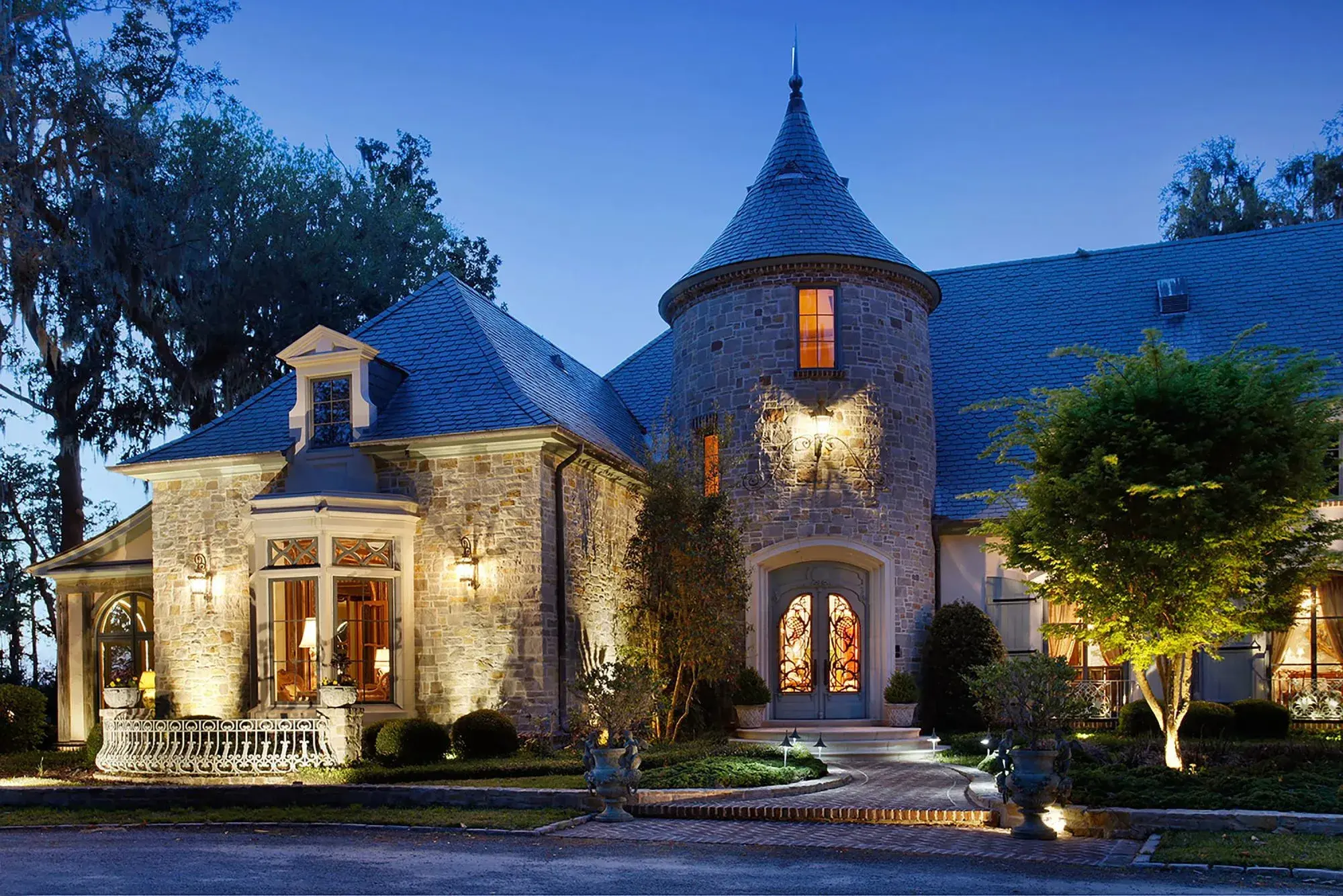 Located in prestigious Colleton River Club, this gorgeous French-style waterfront chateau sits on 10 acres of pristine maritime forest just two miles from Hilton Head Island. A majestically designed home, this legacy estate offers luxury, comfort, and pri