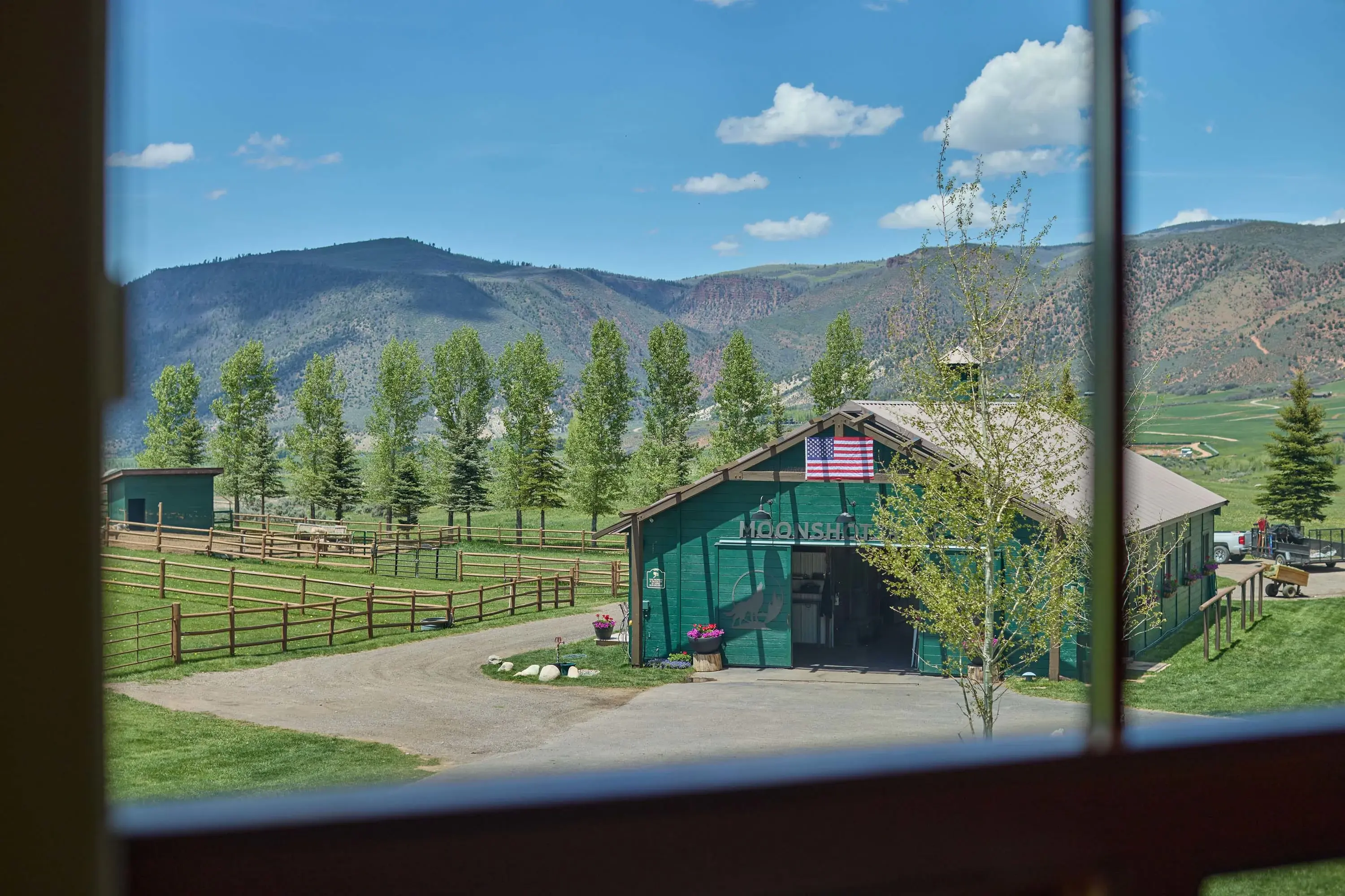 Moonshoot Ranch | 910 White Star Drive, Aspen, Colorado 81611 - 19_Moonshot_Ranch_910_White_Star_Drive_Aspen_CO_81611_dzxgwz