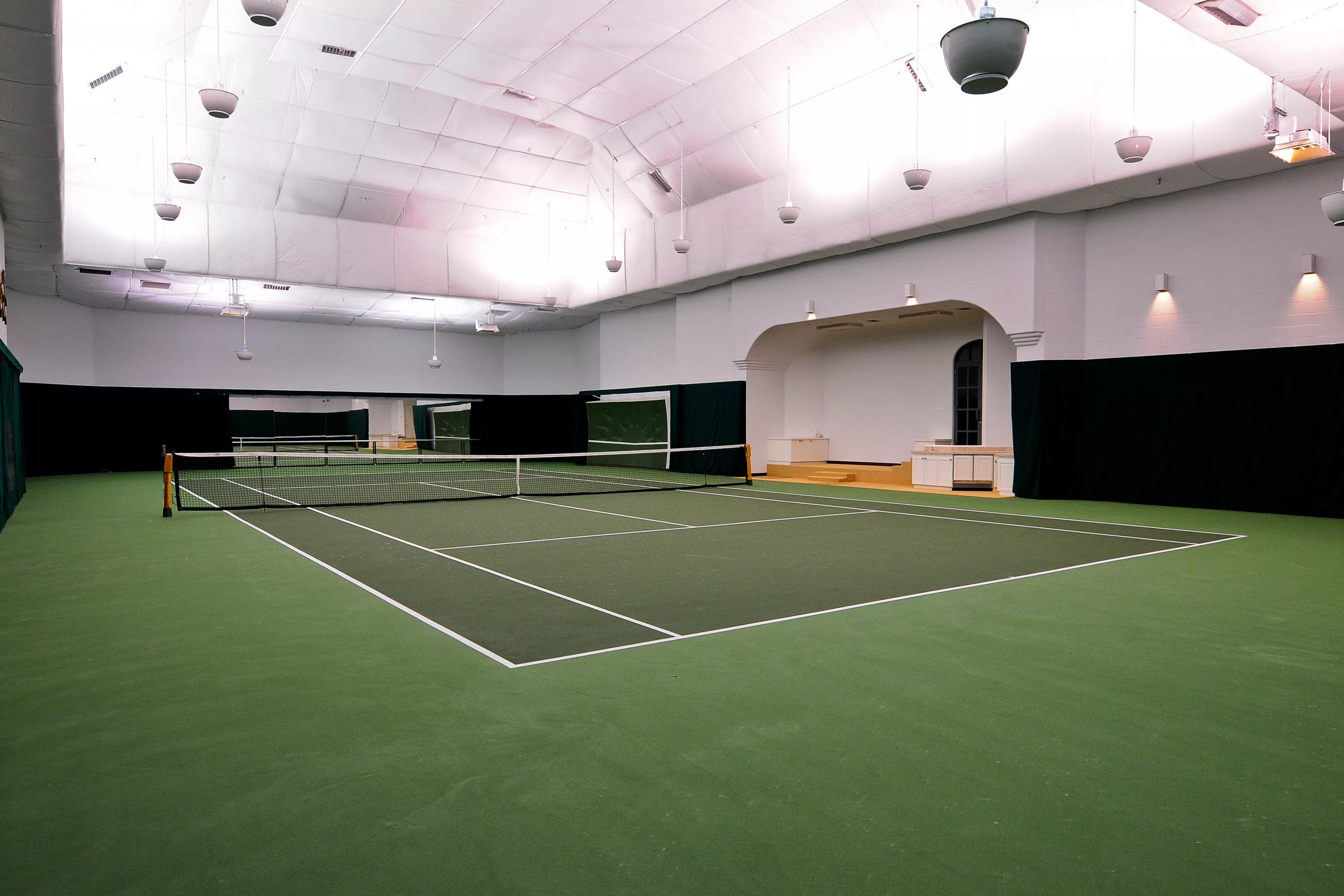 9422 East Happy Valley Road, Scottsdale, Arizona 85255 - indoor_tennis_tyl0g8