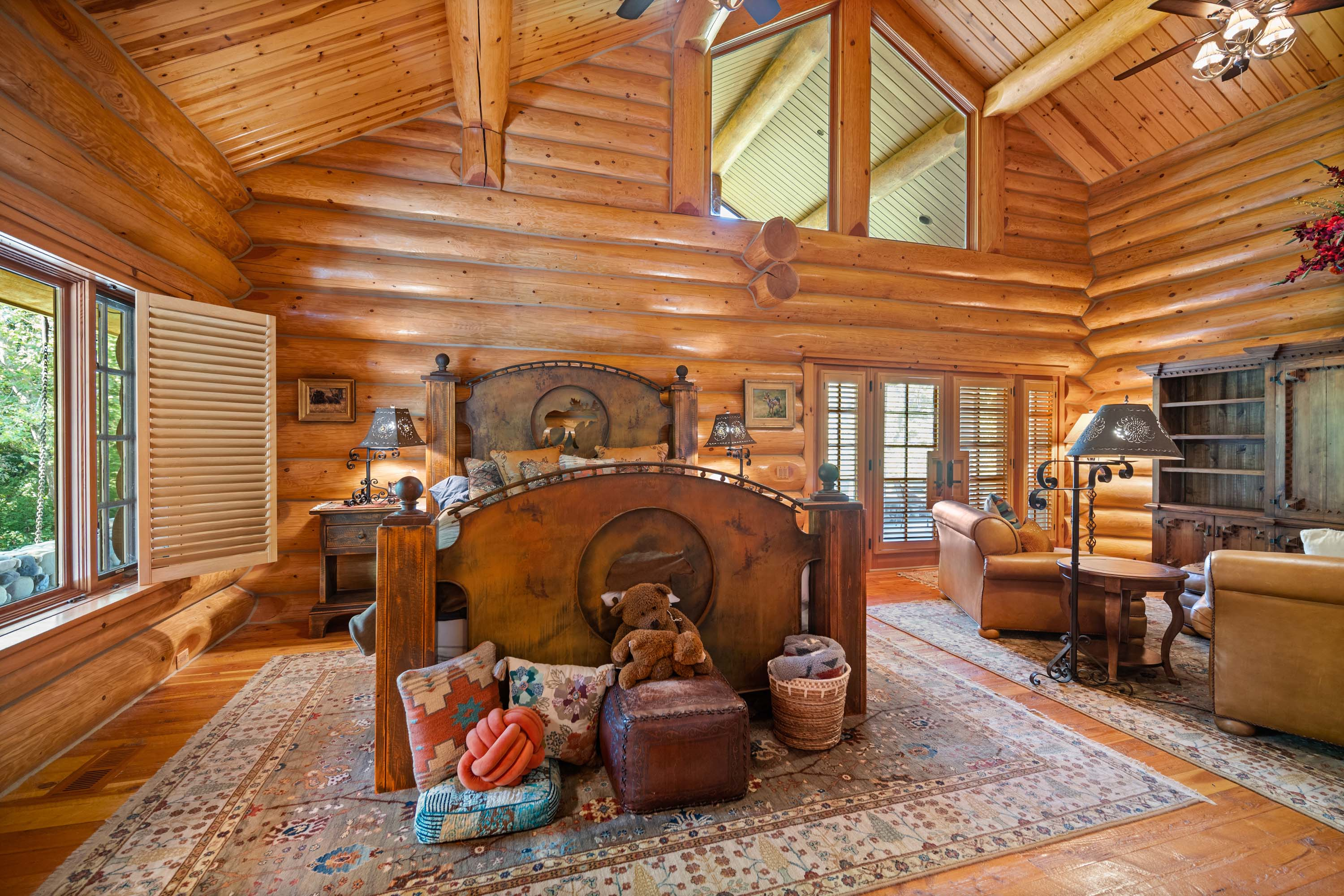 16 7902 Route 42 - Luxury Real Estate - Concierge Auctions