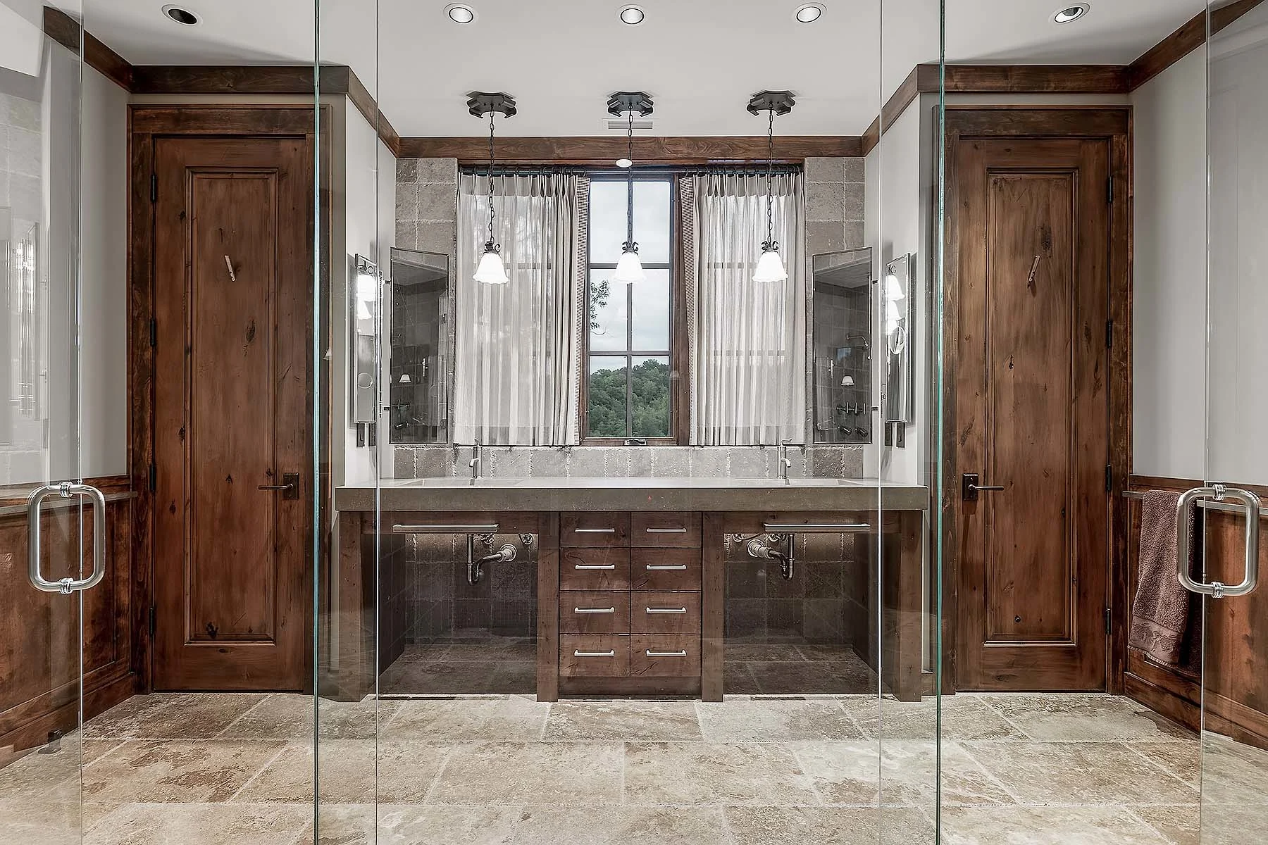 410 Lakewood Drive, Smoky Mountains, North Carolina 28713 - 410-lakewood-drive-bryson-city-north-carolina24_yahar1