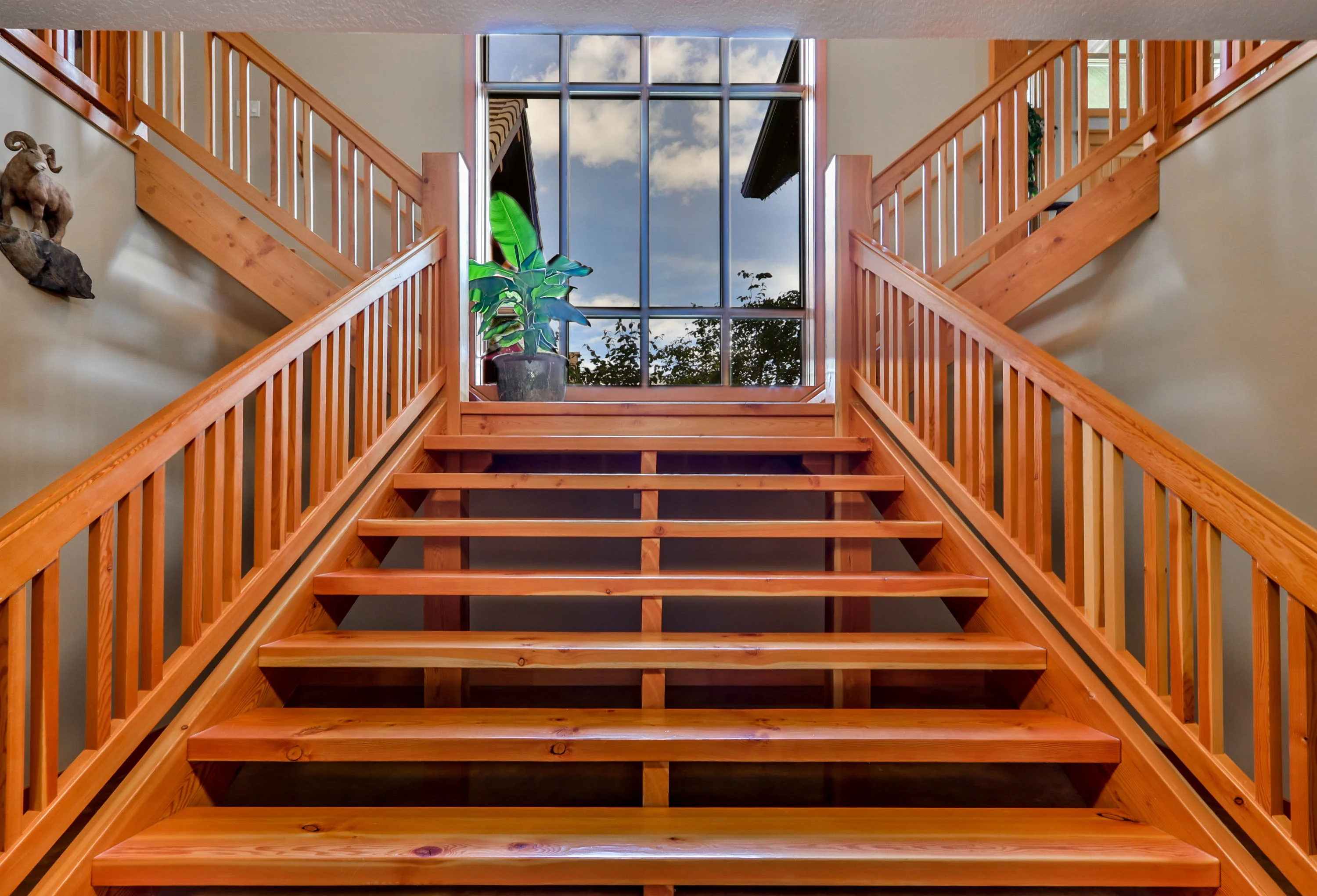 251 Miskow Close, Canmore, Alberta T1W 3G7, Canada - 251-miskow-close-canmore-alberta-canada16_dxbpnt
