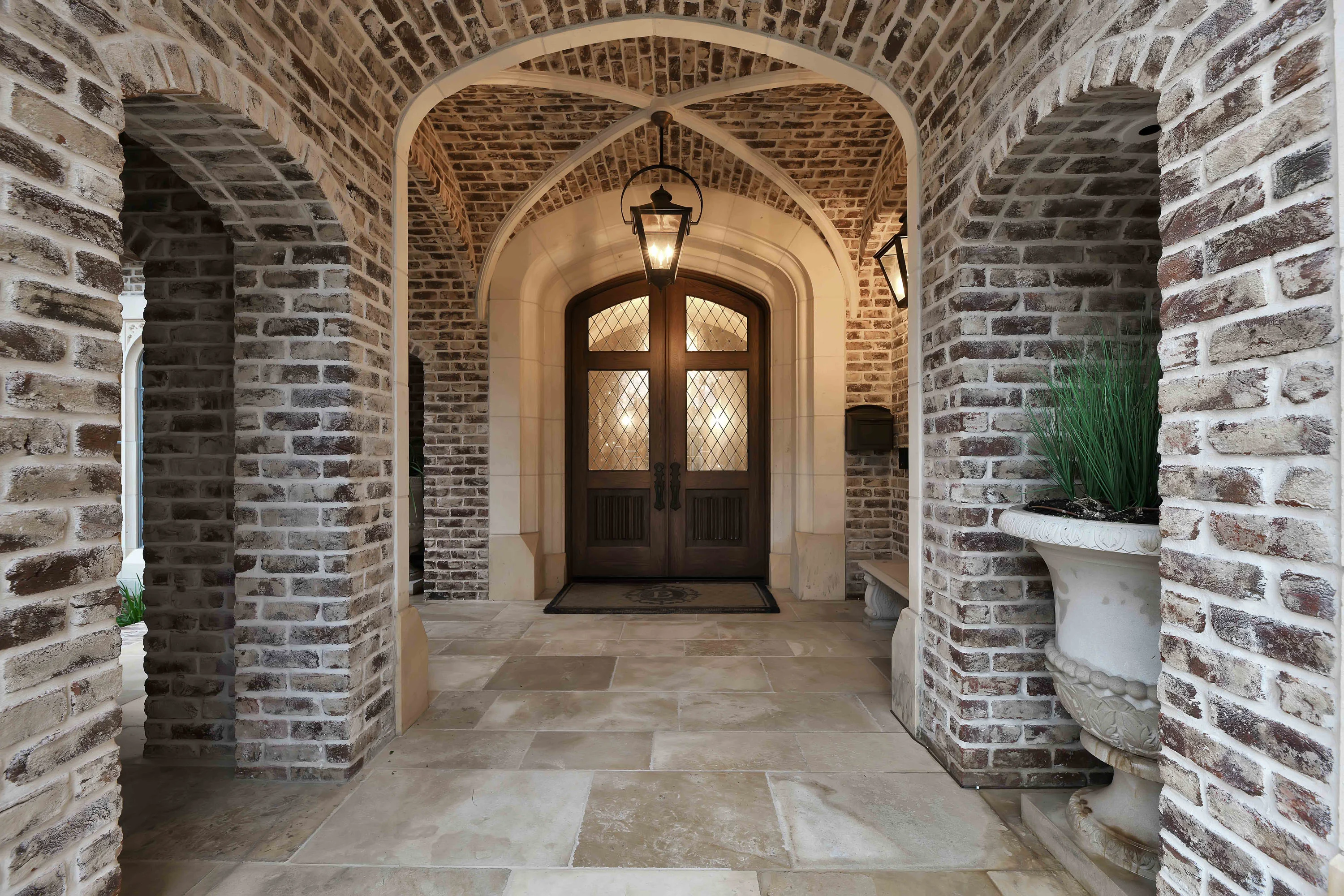 3996 Iverness Drive, Houston, Texas 77019 - 3996-inverness-drive-houston-texas02_onvuny