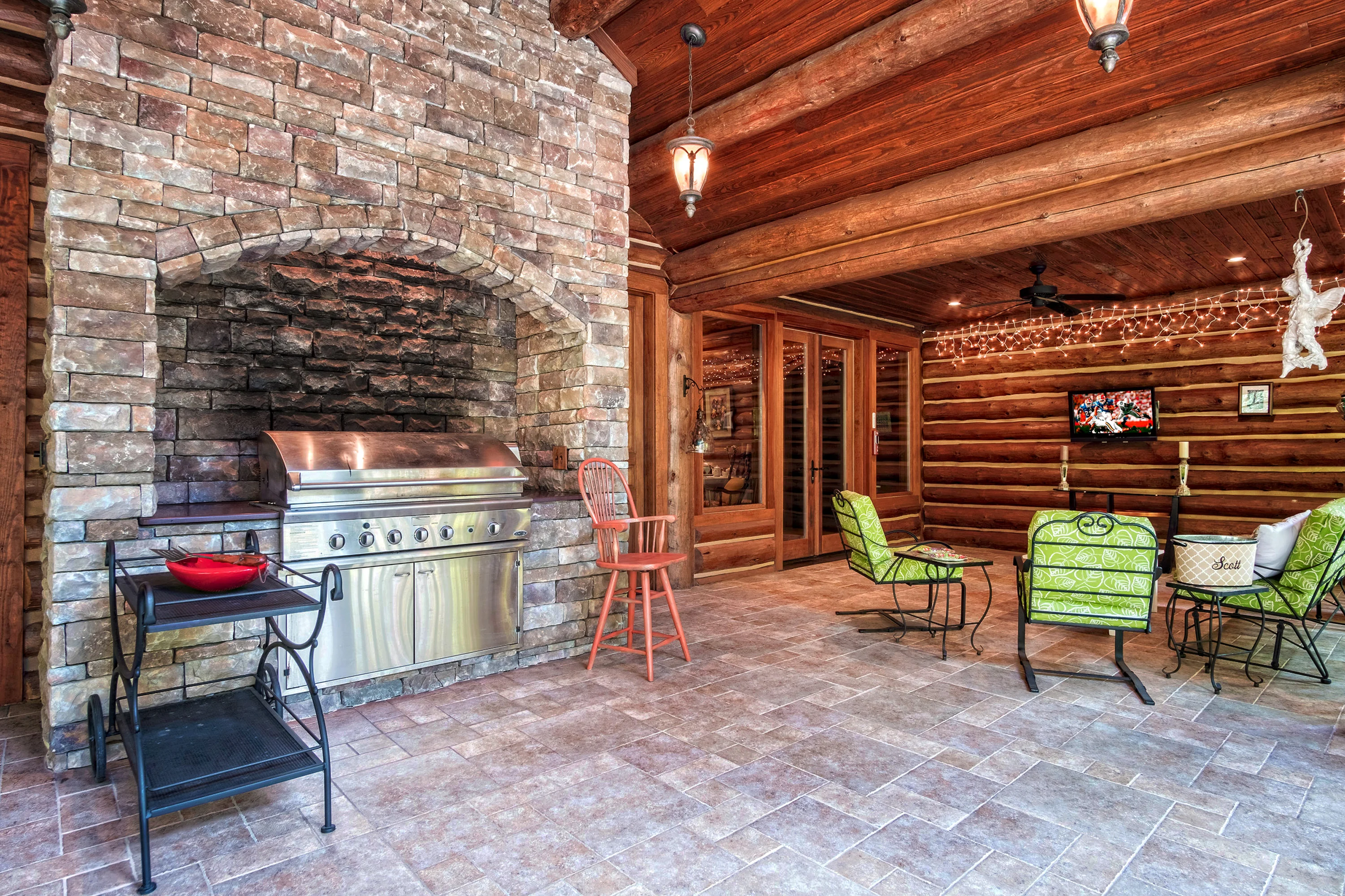 291 Valley Cruise Lane, Near Huntsville, Alabama  - 291-valley-cruise-lane-arab-alabama23_vkoo7p