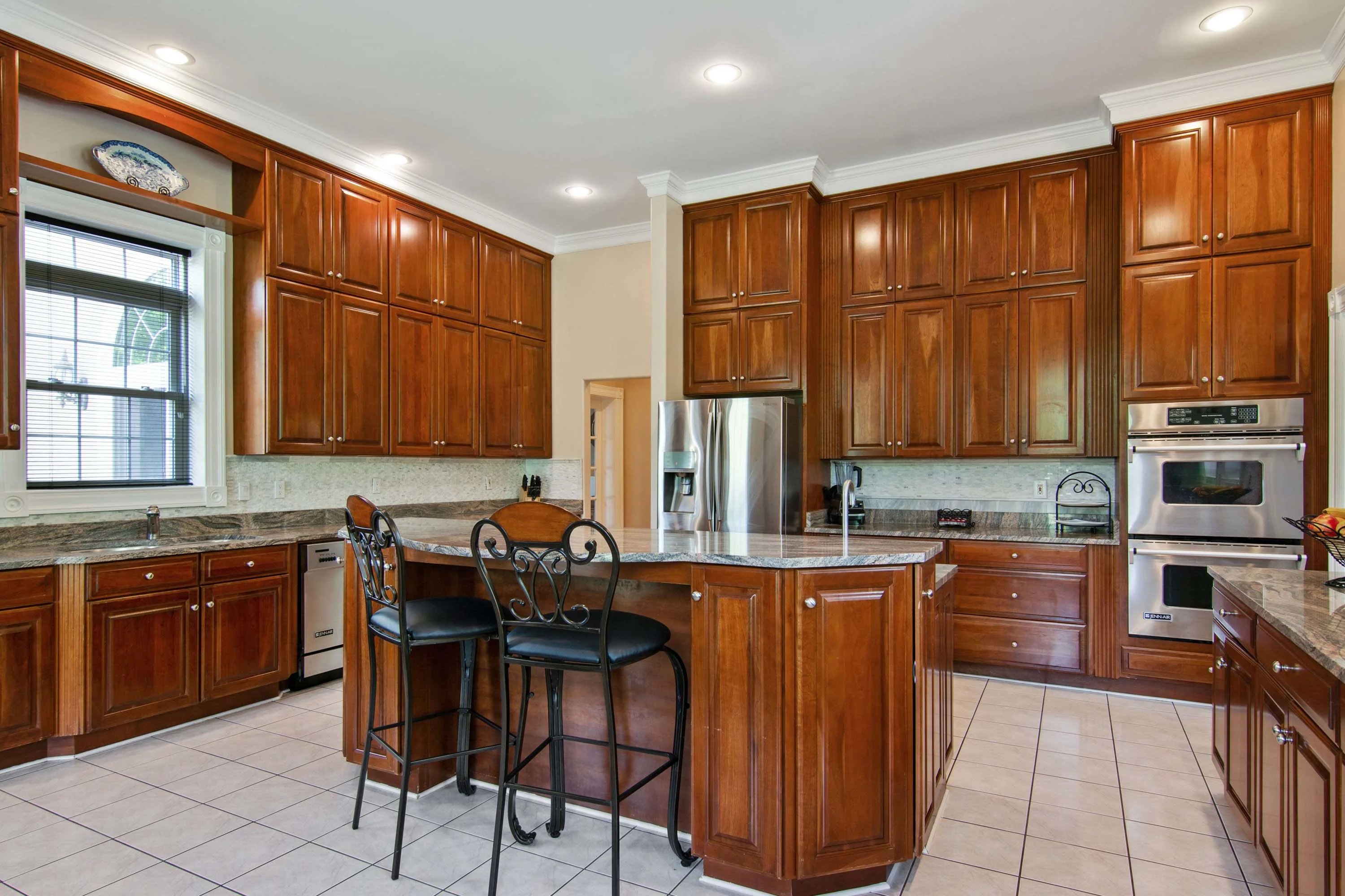 5825 Doyle Road, Near Washington D.C., Virginia 20124 - 5825-doyle-road-clifton-virginia23_dsnji9