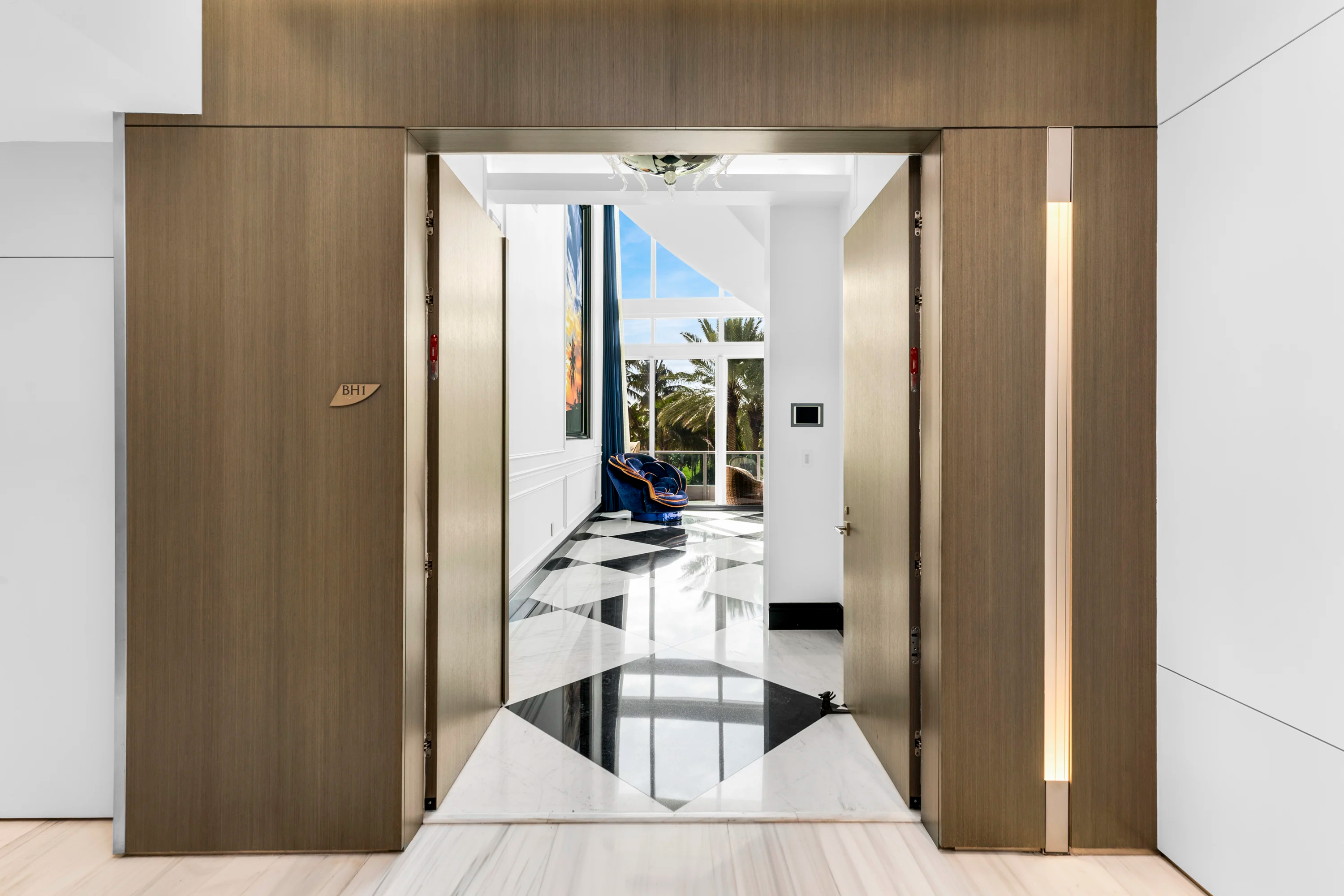 1455 Ocean Drive, Beach House 1, Miami Beach, Florida 33139 - 1455_Ocean_Dr_04_tui9qx