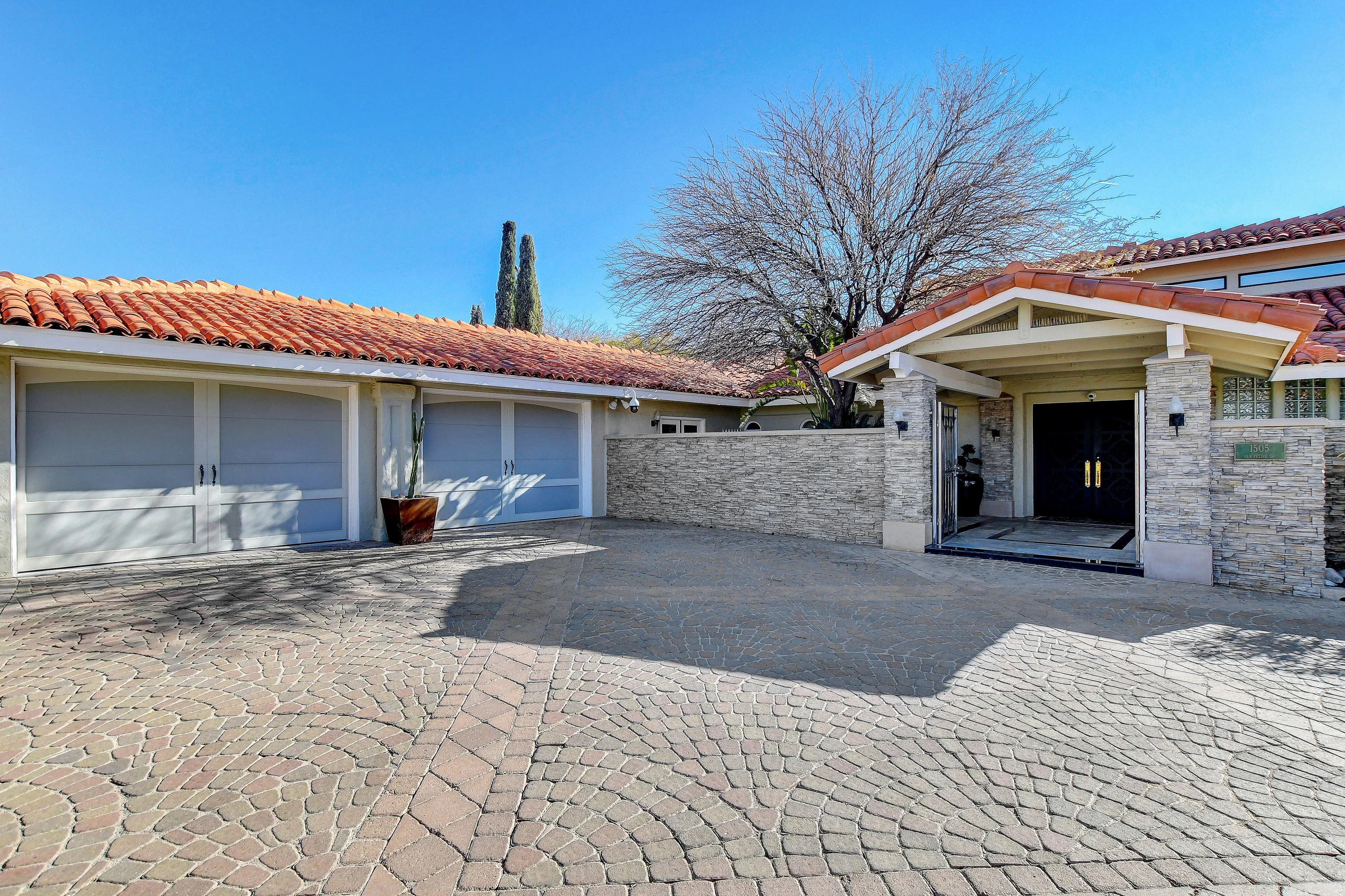 1505 and 1507 San Felipe Drive, Boulder City, Near Las Vegas, Nevada 89005 - 1505_and_1507_San_Felipe_Drive_03_lcf5ax
