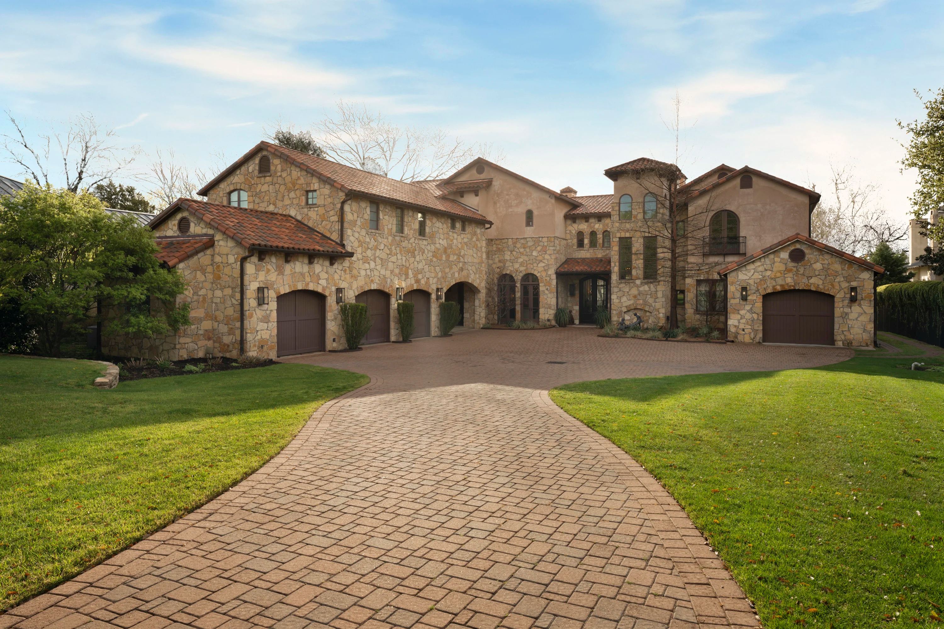 2611 Westlake Drive, Austin, Texas 78746 - 2611-westlake-drive-austin-texas02_z4ezdm