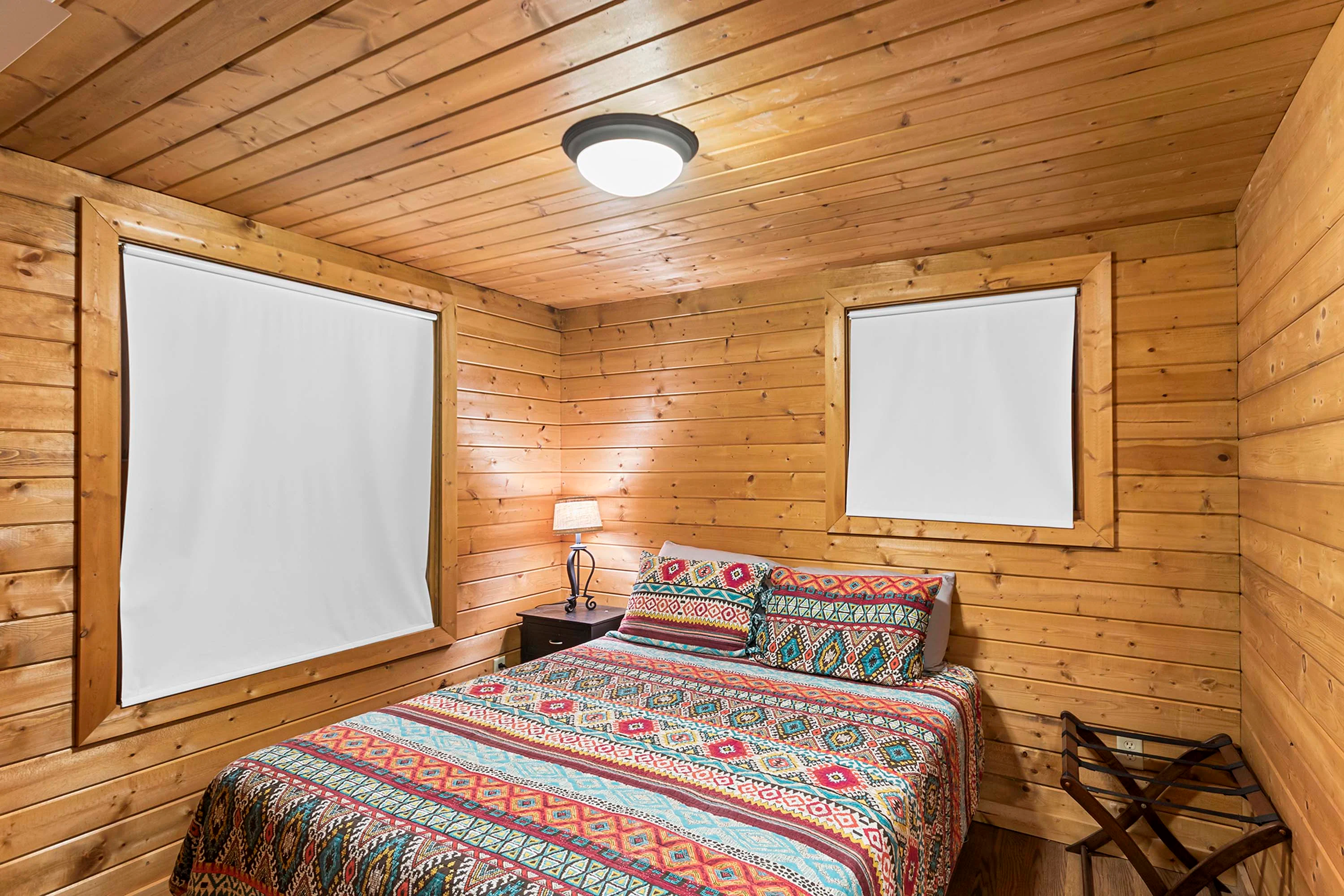 47684 21st Avenue, Grand Junction, Michigan 49056 - 38_-_Cabin_2-07_b7f0jt