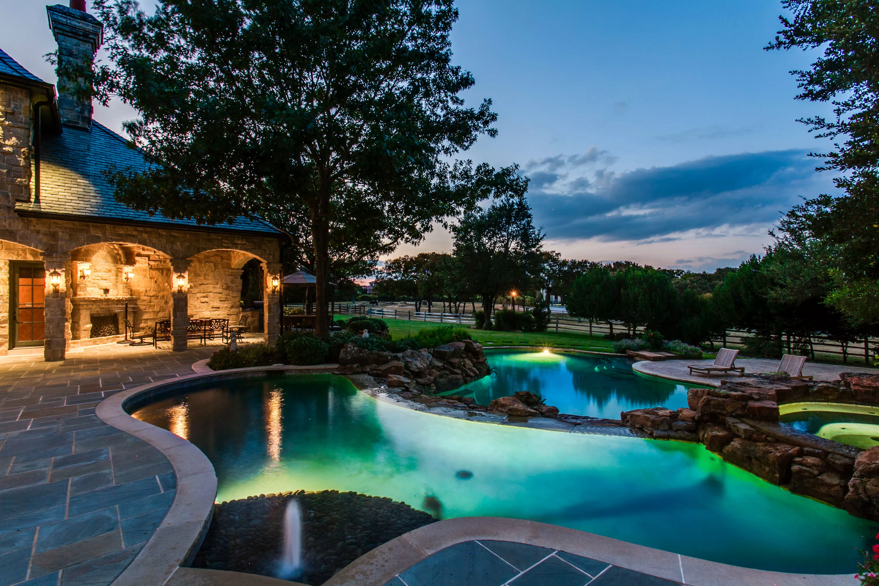6413 Old Gate Road, Dallas Area, Texas 75024 - 6413-old-gate-road-plano-texas39_e44lfj