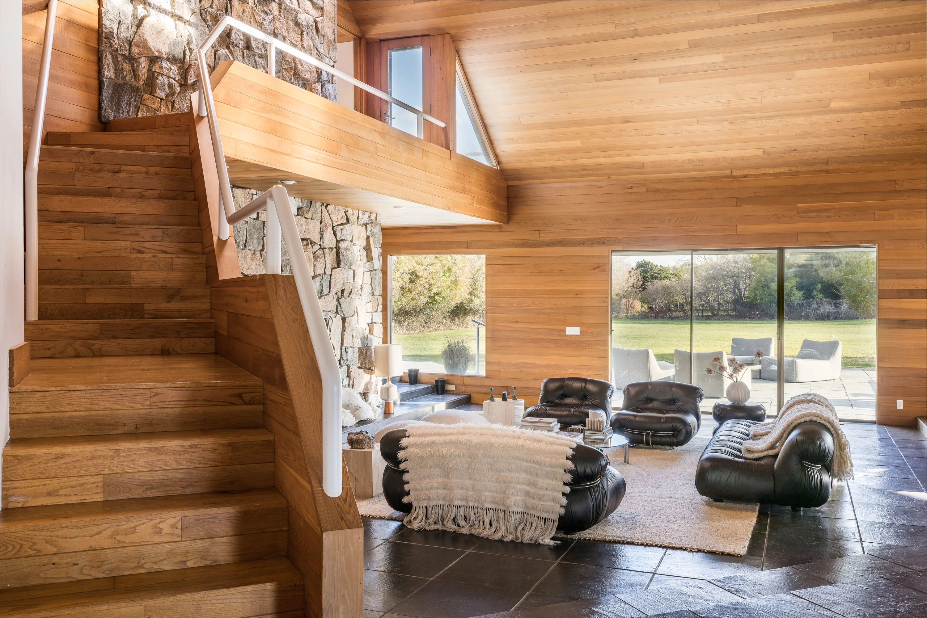100 Further Lane, East Hampton, New York 11937 - 100_Further_Lane_East_Hampton-12_sldkfk