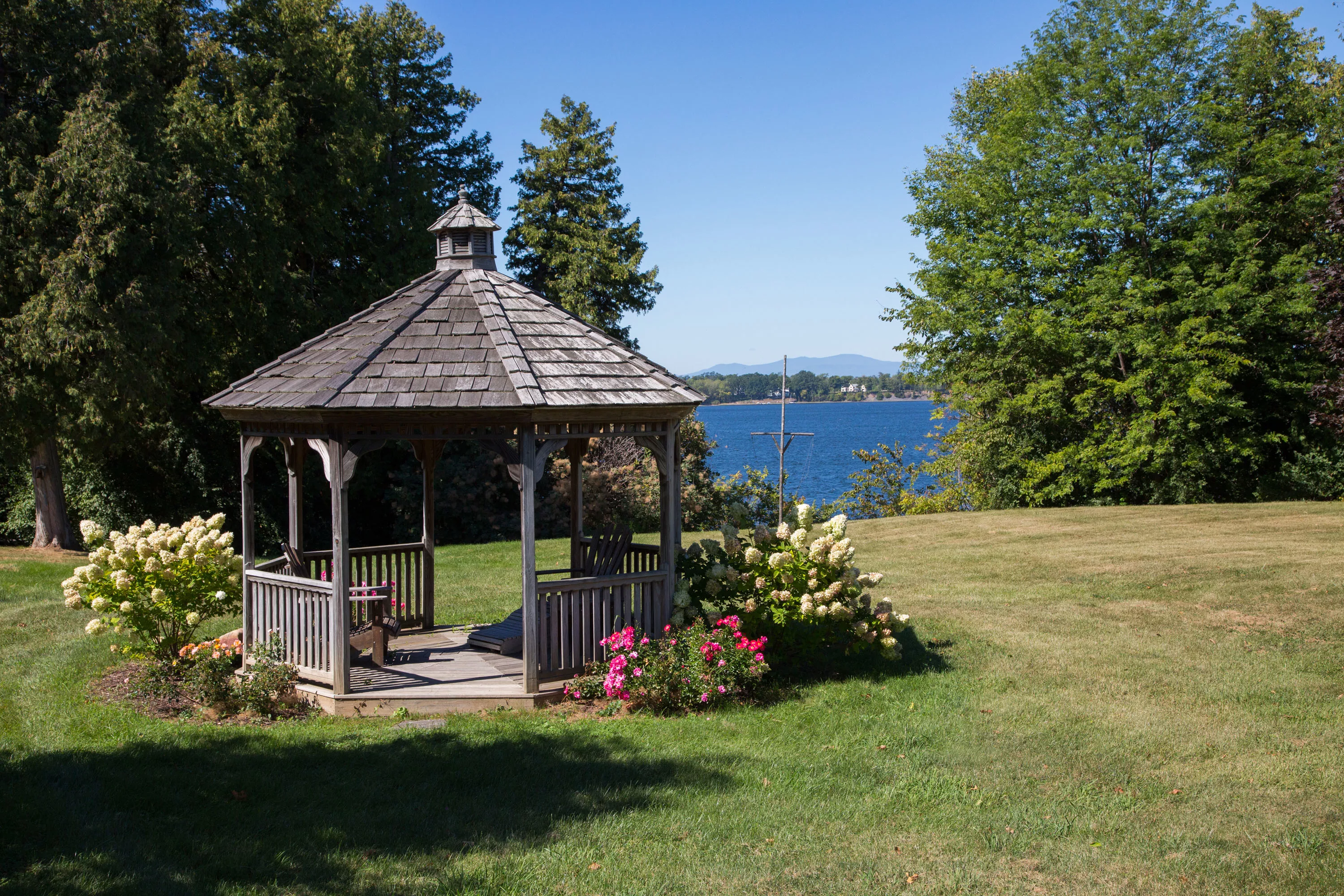 1 Cedar Island, Lake Champlain, Vermont 05486 - cedar-island-south-hero-vt-18-14-05-56-5656_jwlxdi