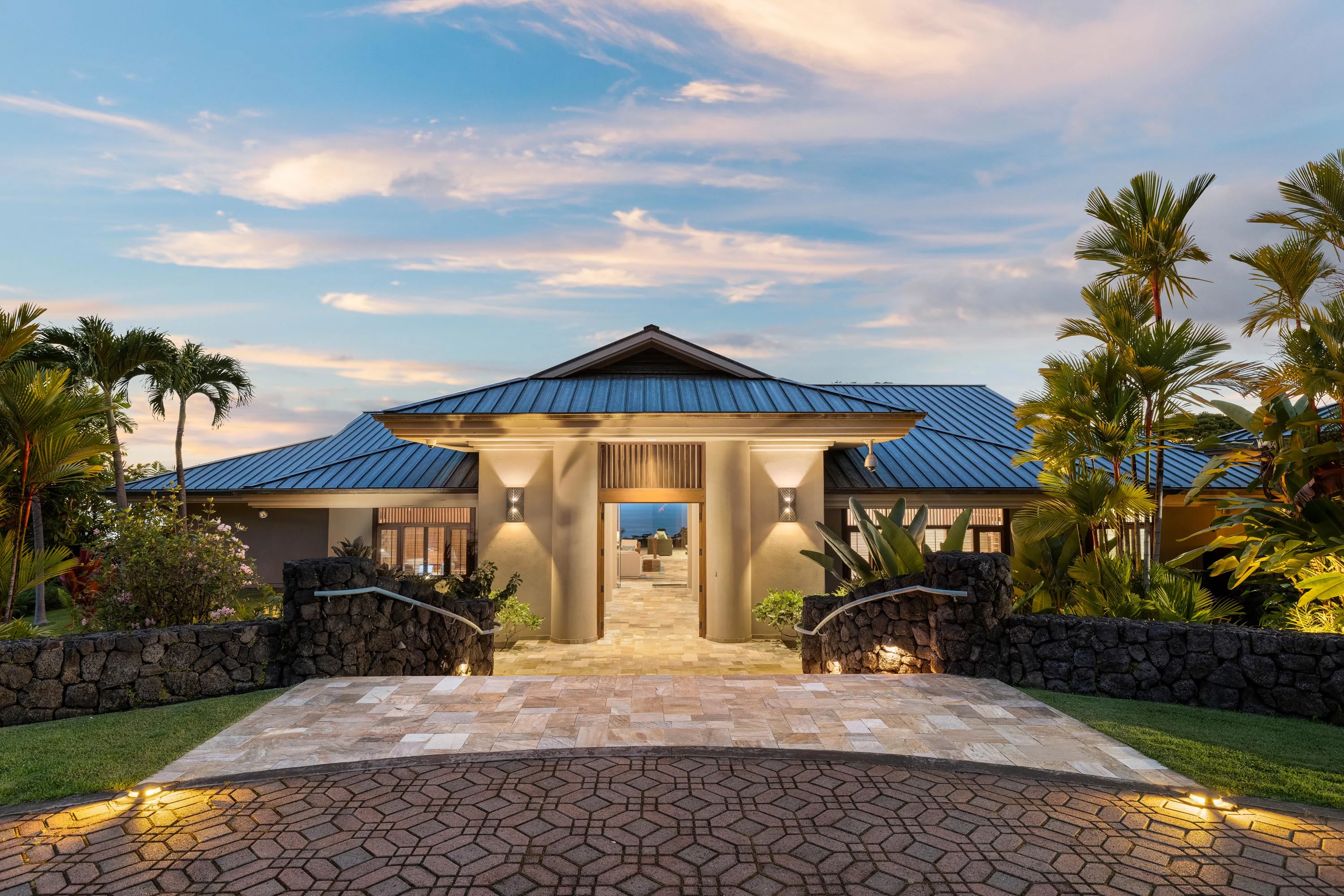 75-877 Keaolani Drive, Kona Coast, Big Island, Hawaii 96740 - 75-877-keaolani-drive-kailua-kona-hawaii04_dkh57g