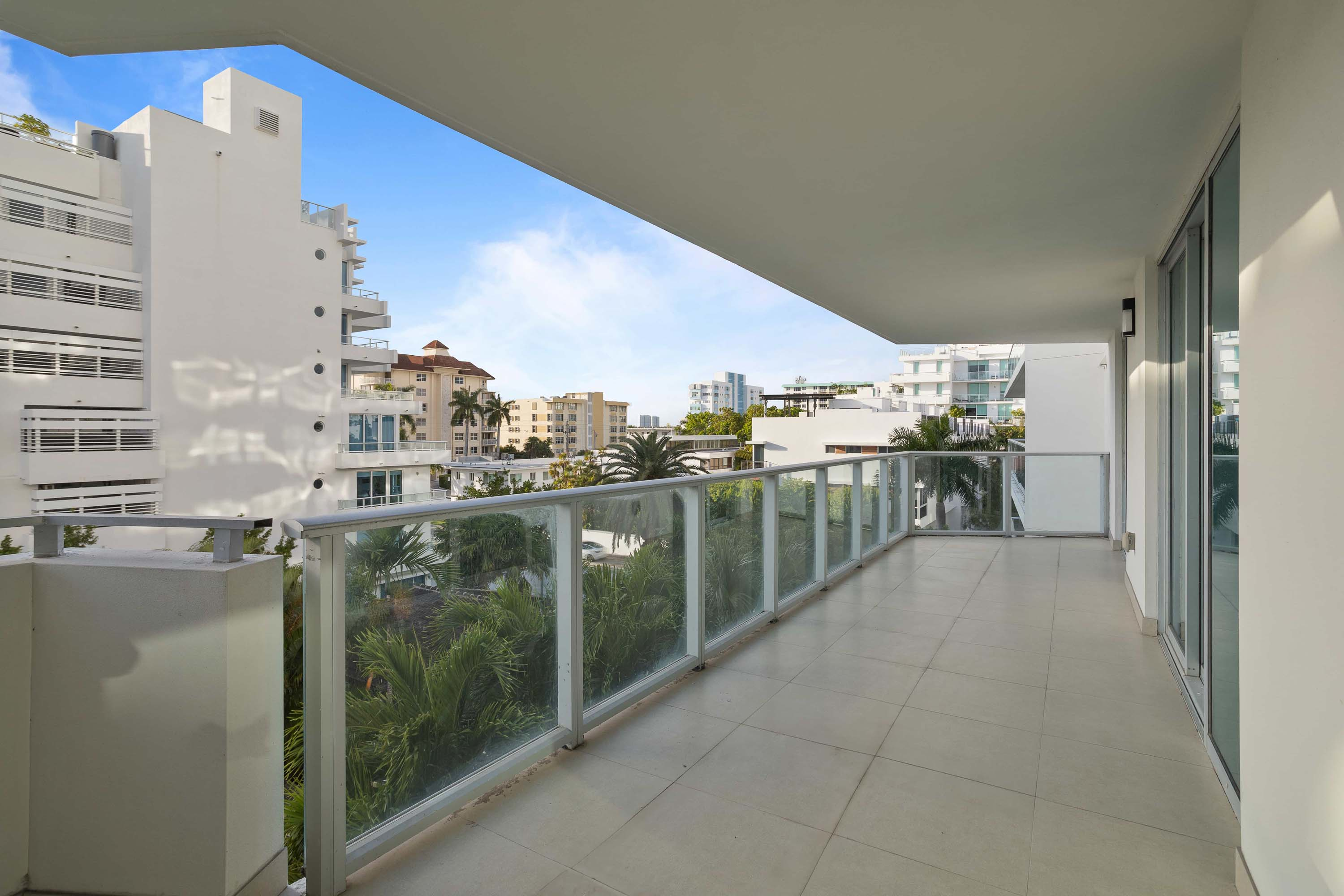13 Unit 402 1150 101st Street - Luxury Real Estate - Concierge Auctions