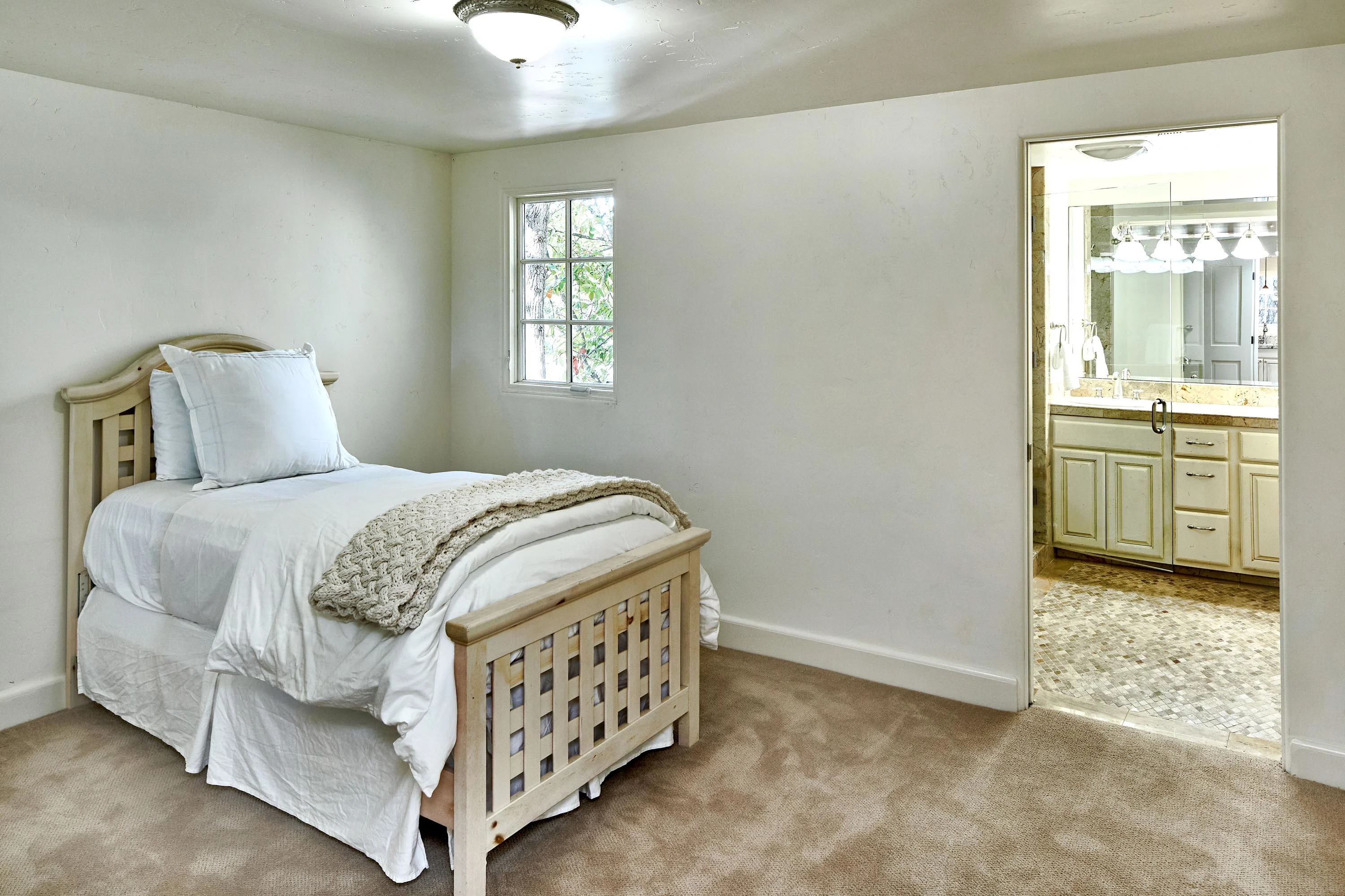 690 Loyola Drive, Silicon Valley, California 94024 - 690-loyola-drive-los-altos-hills-california36_eq8bxq