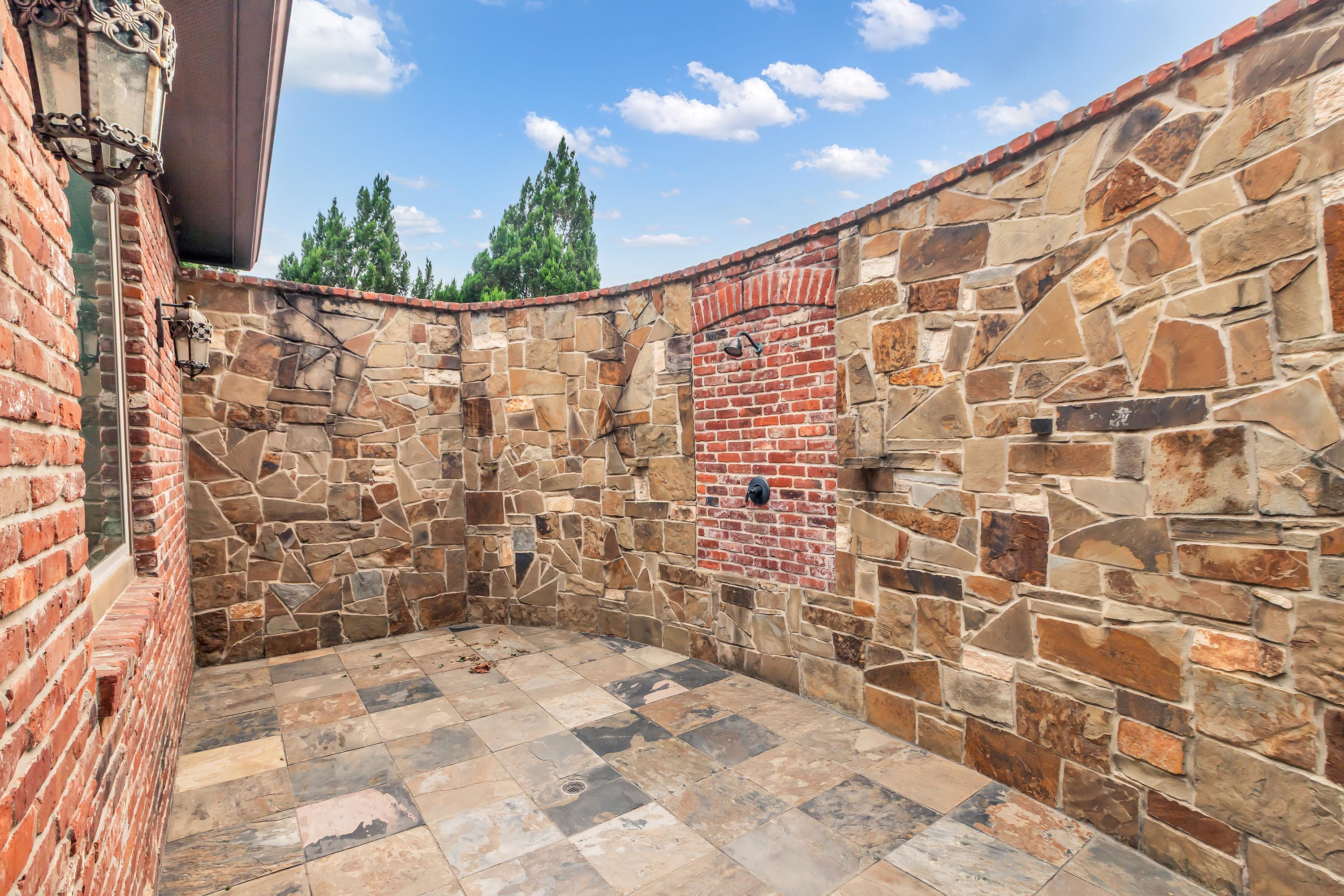 28 27919 Hansons Ct - Luxury Real Estate - Concierge Auctions