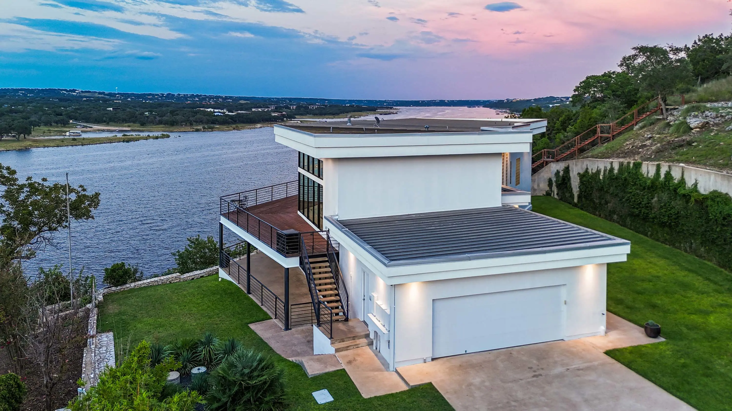 02 21808 Briarcliff Drive - Luxury Real Estate - Concierge Auctions