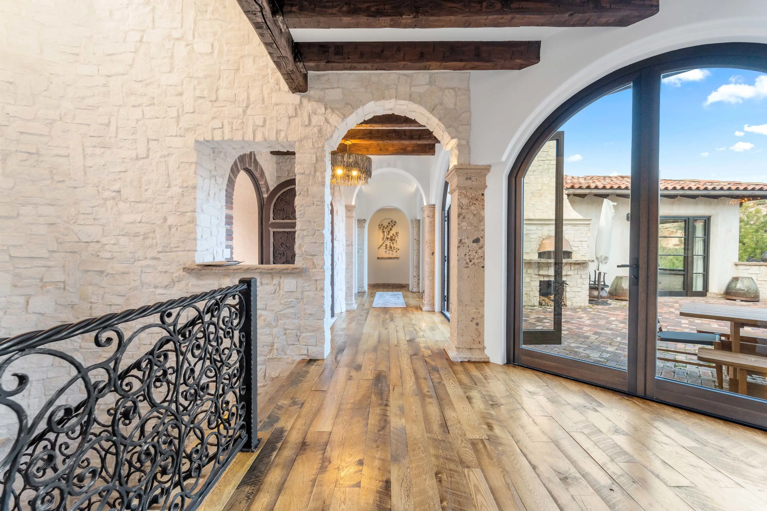 09 7944 Dante Drive - Luxury Real Estate - Concierge Auctions