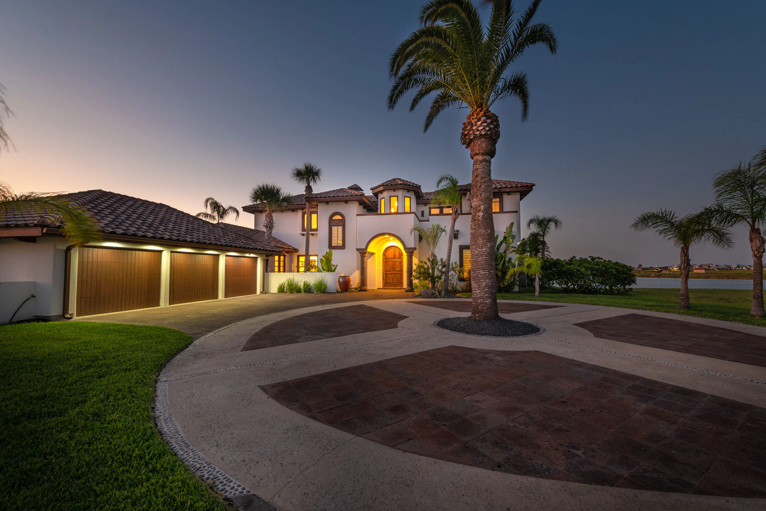 16 La Buena Vida Drive, Rockport, Texas Coast, Texas 78336 - casa-mombasa-16-la-buena-vida-drive-aransas-pass-texas02_sptu1h