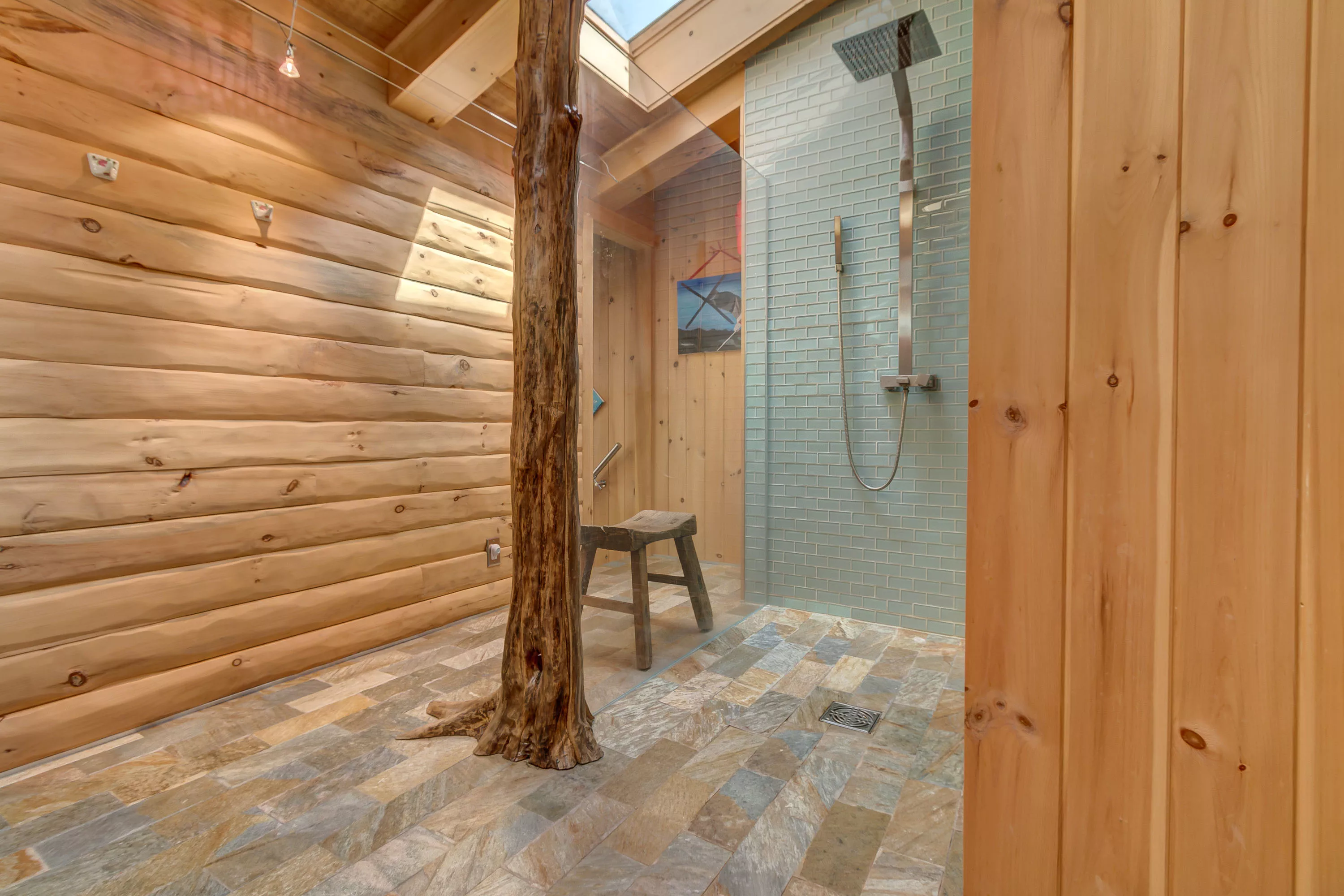 50 Quarter Mile Road, Stratton, Vermont 05340 - hauser_am_berg_25_axffiz