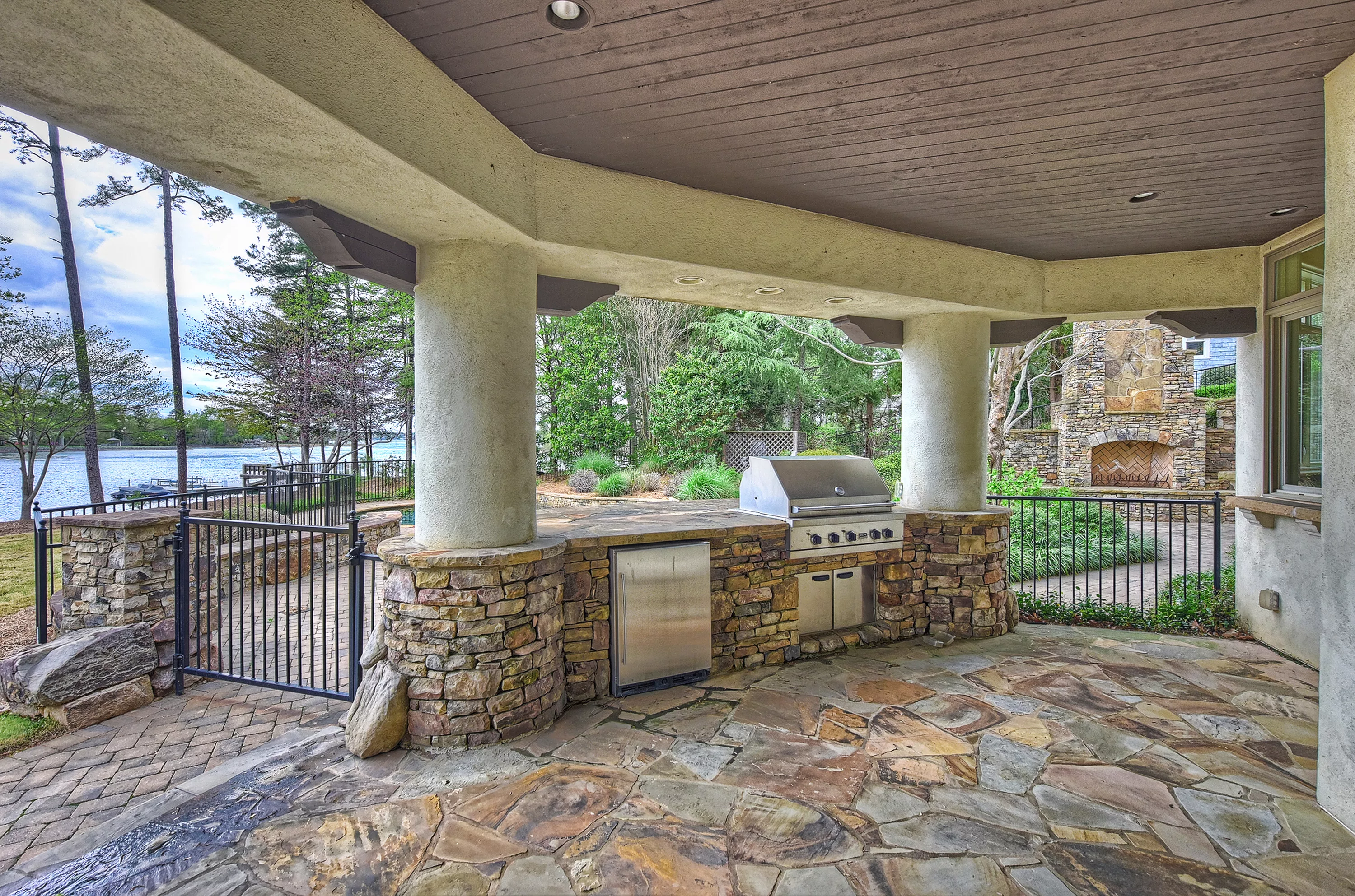 106 Grey Lady Court, Lake Norman, North Carolina 28117 - 106_Grey_Lady_Court_Lake_Norman_North_Carolina34_w7qj9h