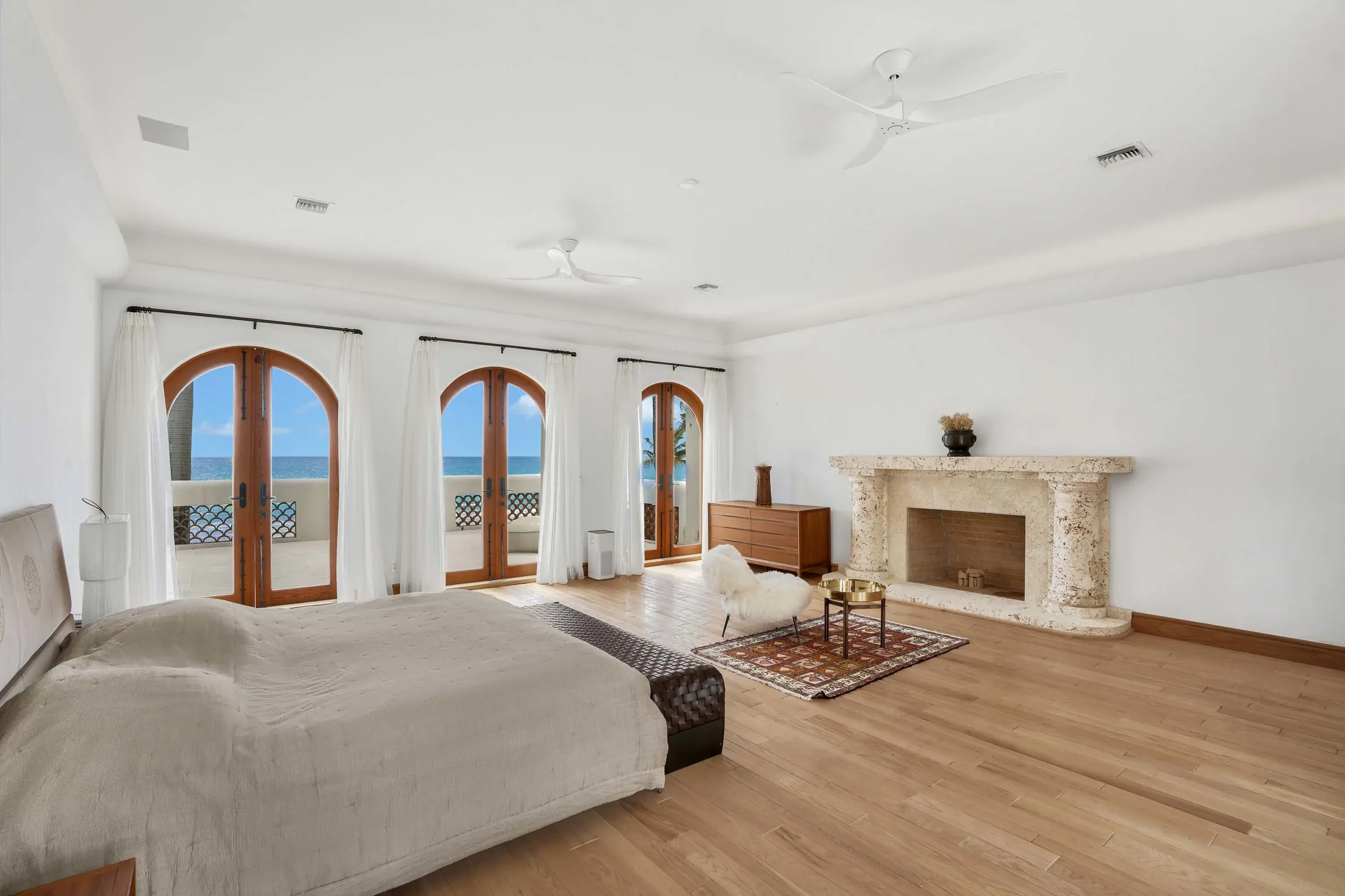 387 Ocean Boulevard, Golden Beach, Miami, Florida 33160 - 37_387_Ocean_Blvd_Golden_Beach_FL_x8djgo