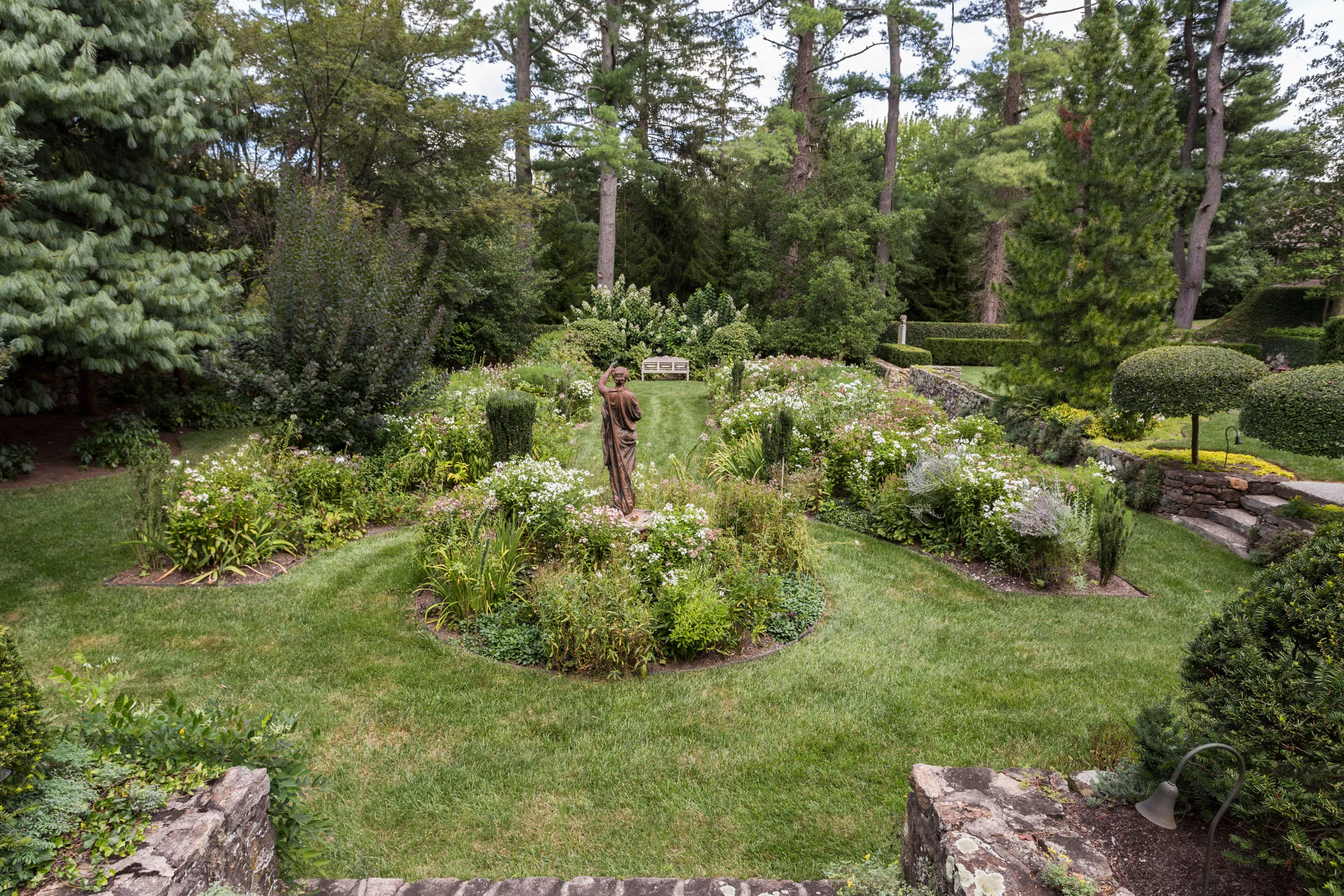 221 Spring Road, Malvern, Pennsylvania 19355 - 221-spring-rd-malvern-pa-27-27-09-34-3434_oyhnig