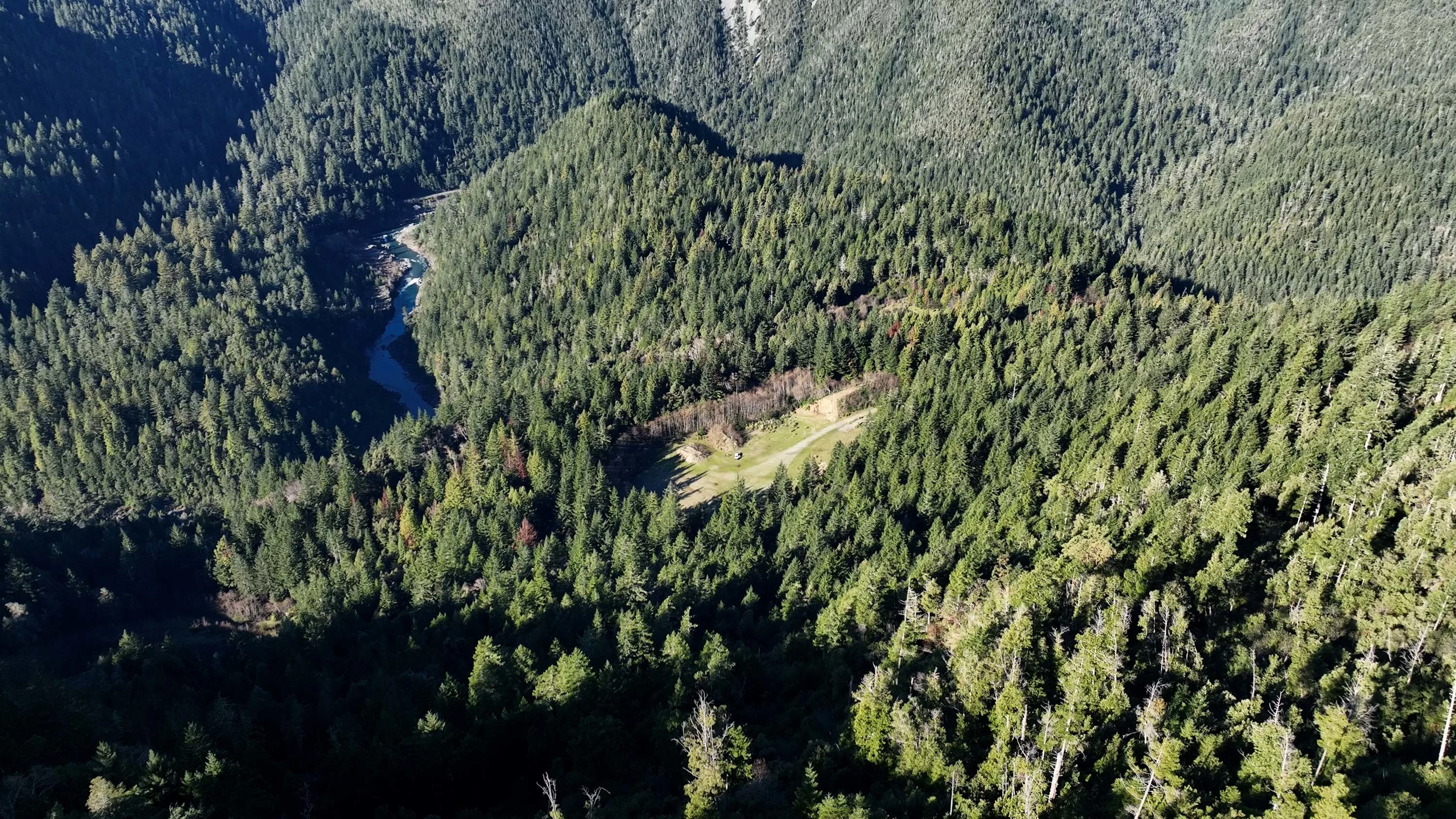 144 French Hill, Gasquet, Crescent City Area, California 95543 - Sequence_01.00_33_28_41.Still018_ktynz4