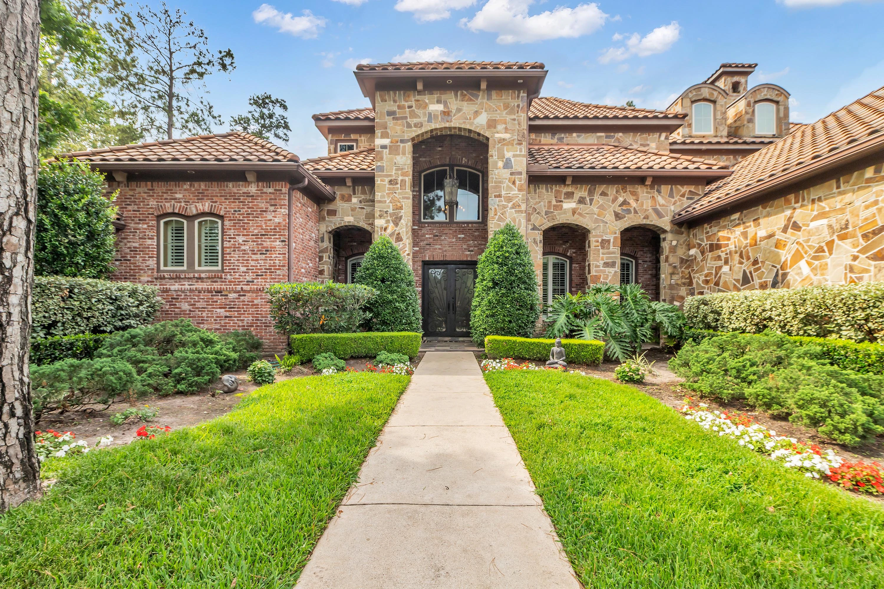 03 27919 Hansons Ct - Luxury Real Estate - Concierge Auctions