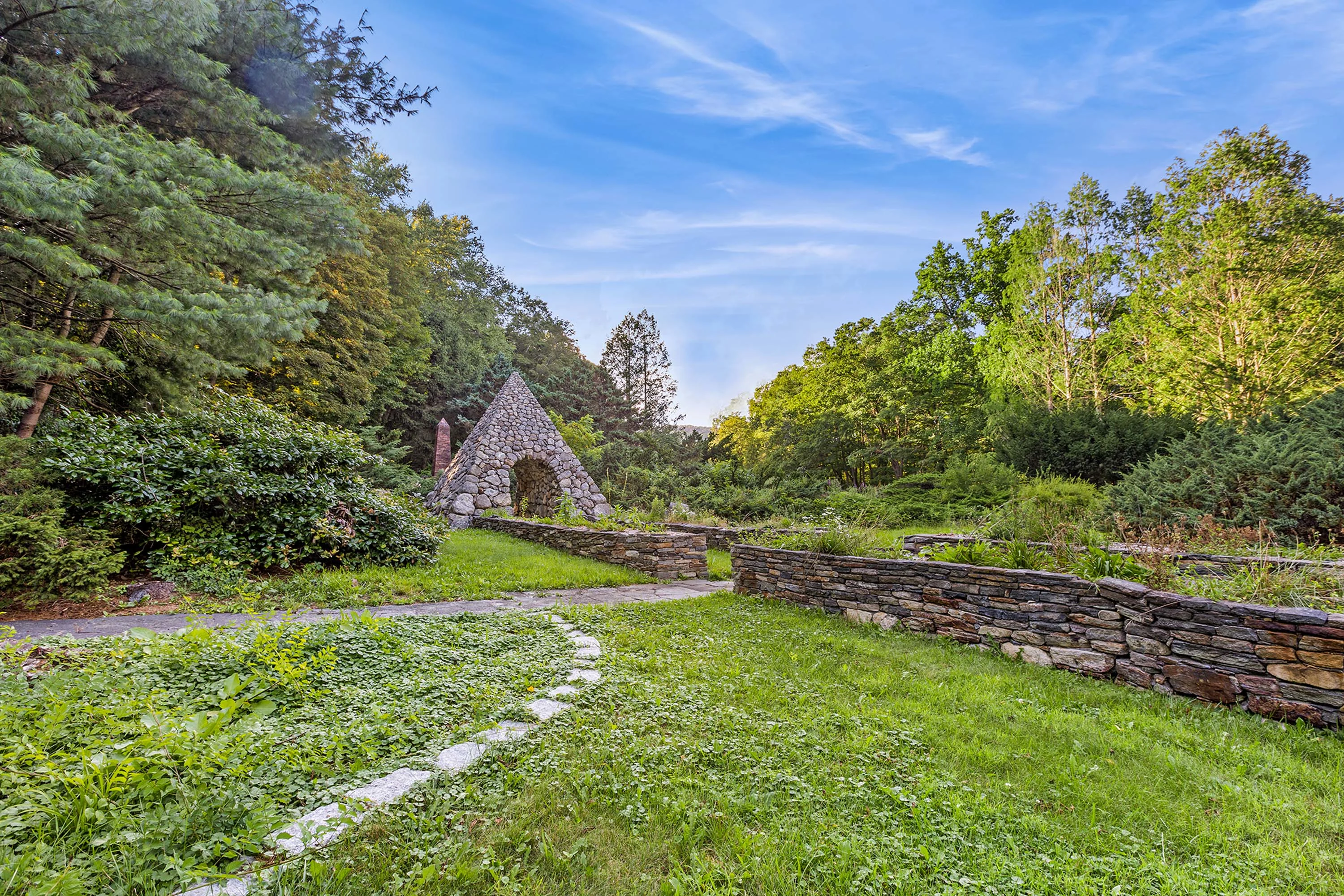 1 Webb Trail, Garrison, New York 10524 - 32_-_Exteriors-08_tbs4fi