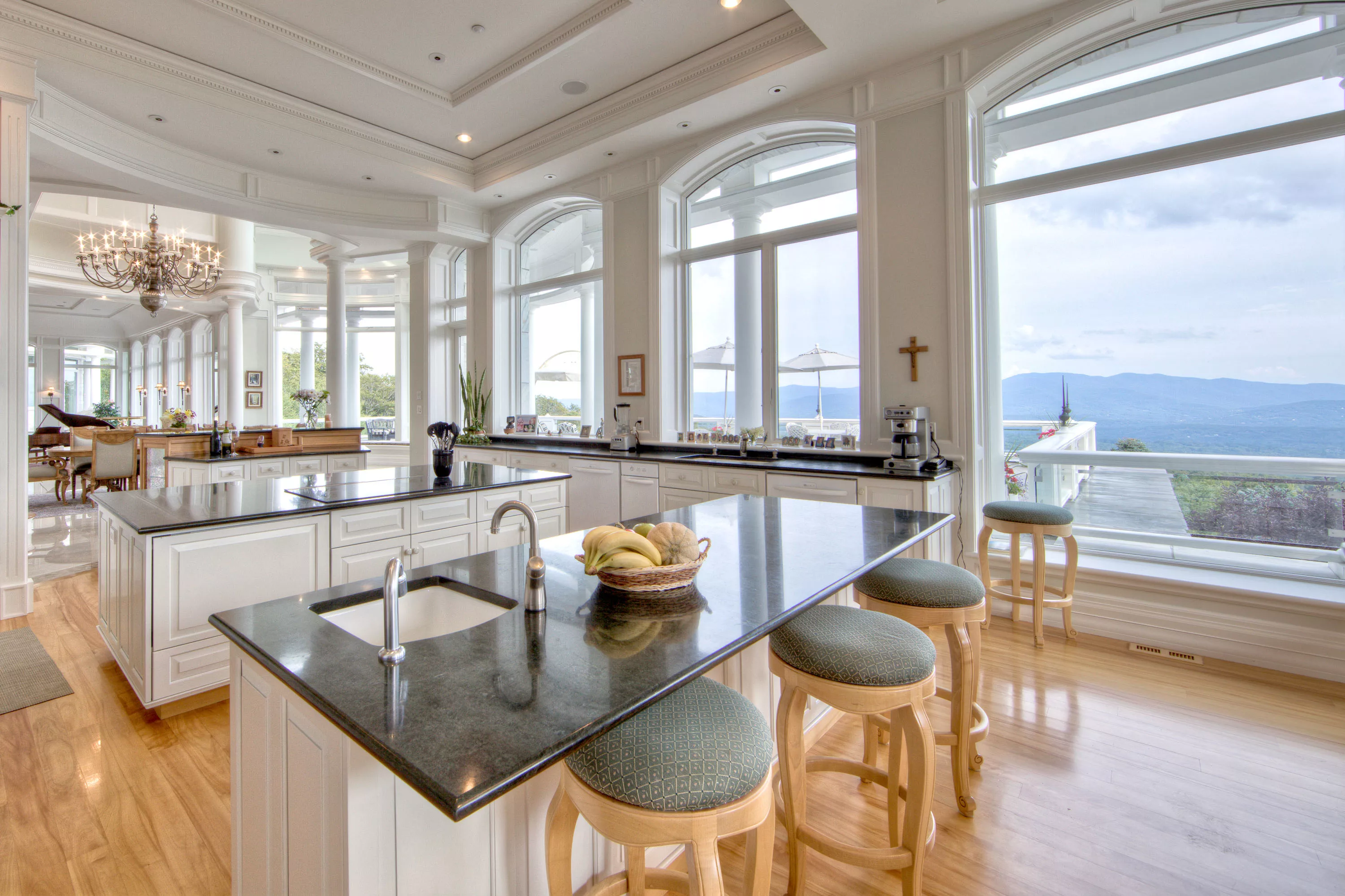 189 Upper Springs Road, Stowe, Vermont 05672 - 189-upper-springs-road-stowe-vermont-13-28-18-45-4545_vtsoru
