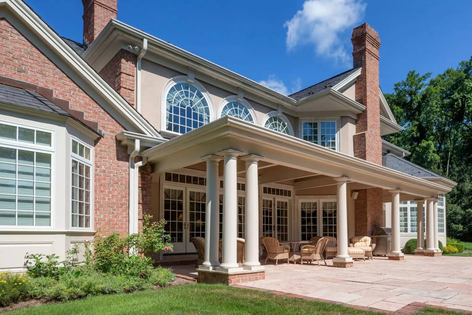 Style, sophistication, and exclusivity are yours at 93 Clapboard Ridge Road. This magnificent Greenwich estate entices from the moment you enter the grand drive and step into the soaring entry. The graceful floor plan was made for entertaining, while inti