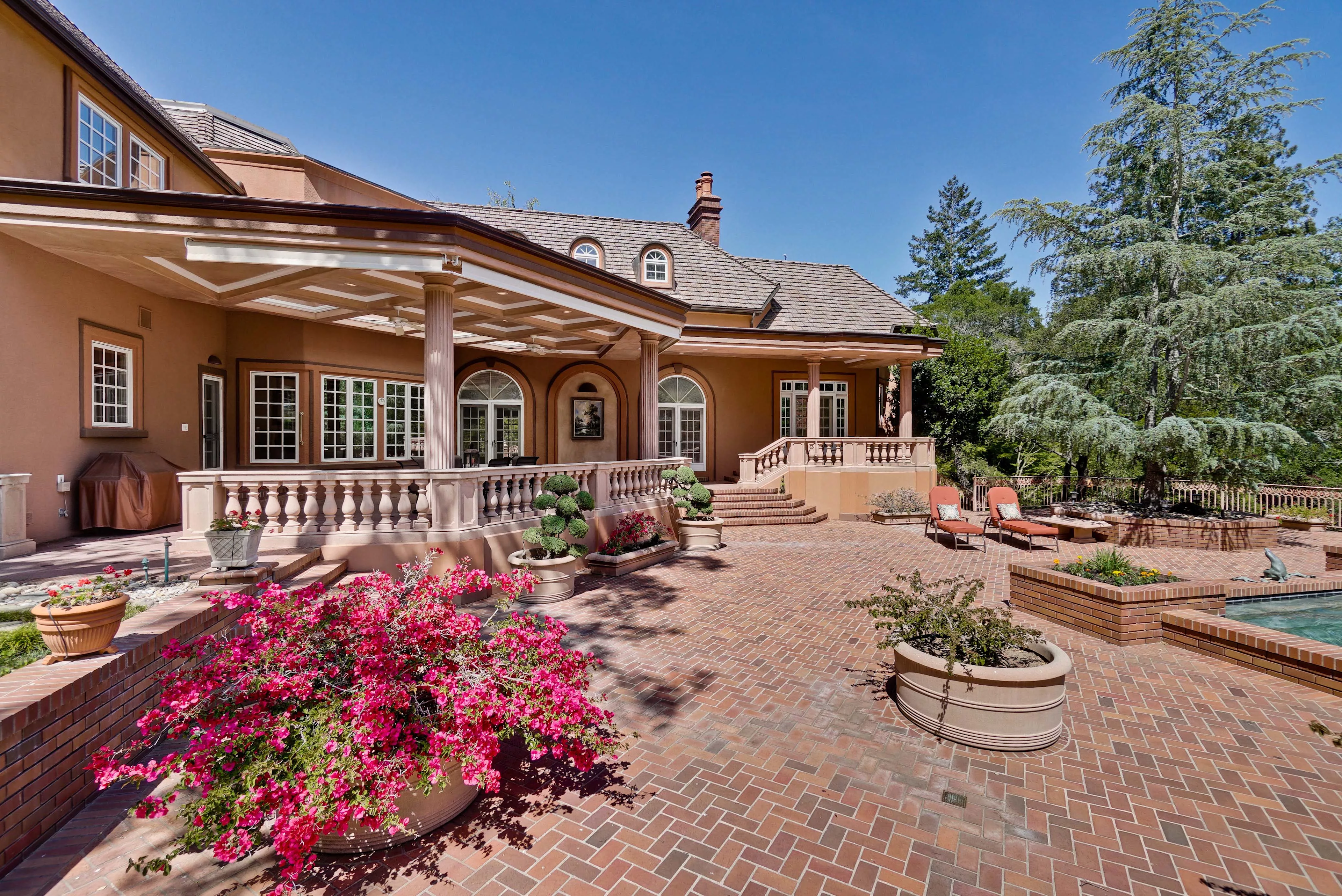 700 Kings Mountain Road, Woodside, California 94062 - 700-kings-mountain-road-woodside-california46_lms3ru