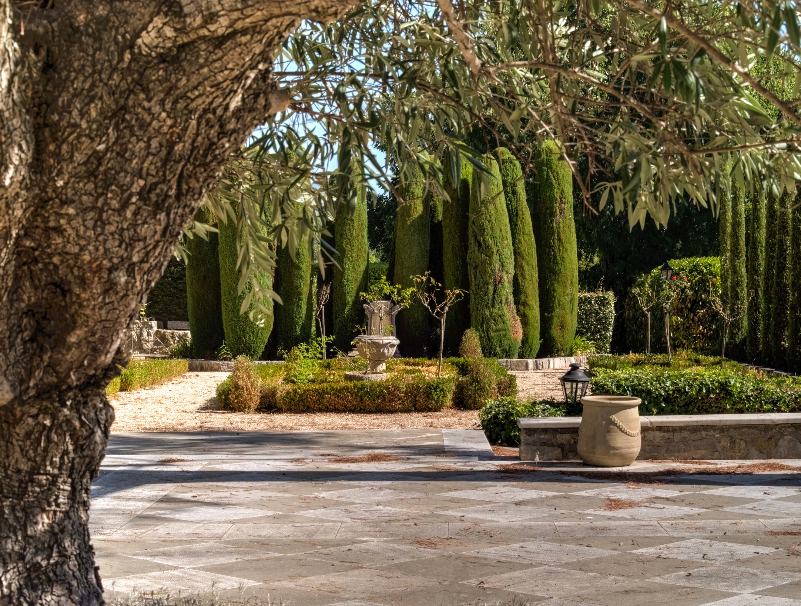 25 Château de Tournon - Luxury Real Estate - Concierge Auctions