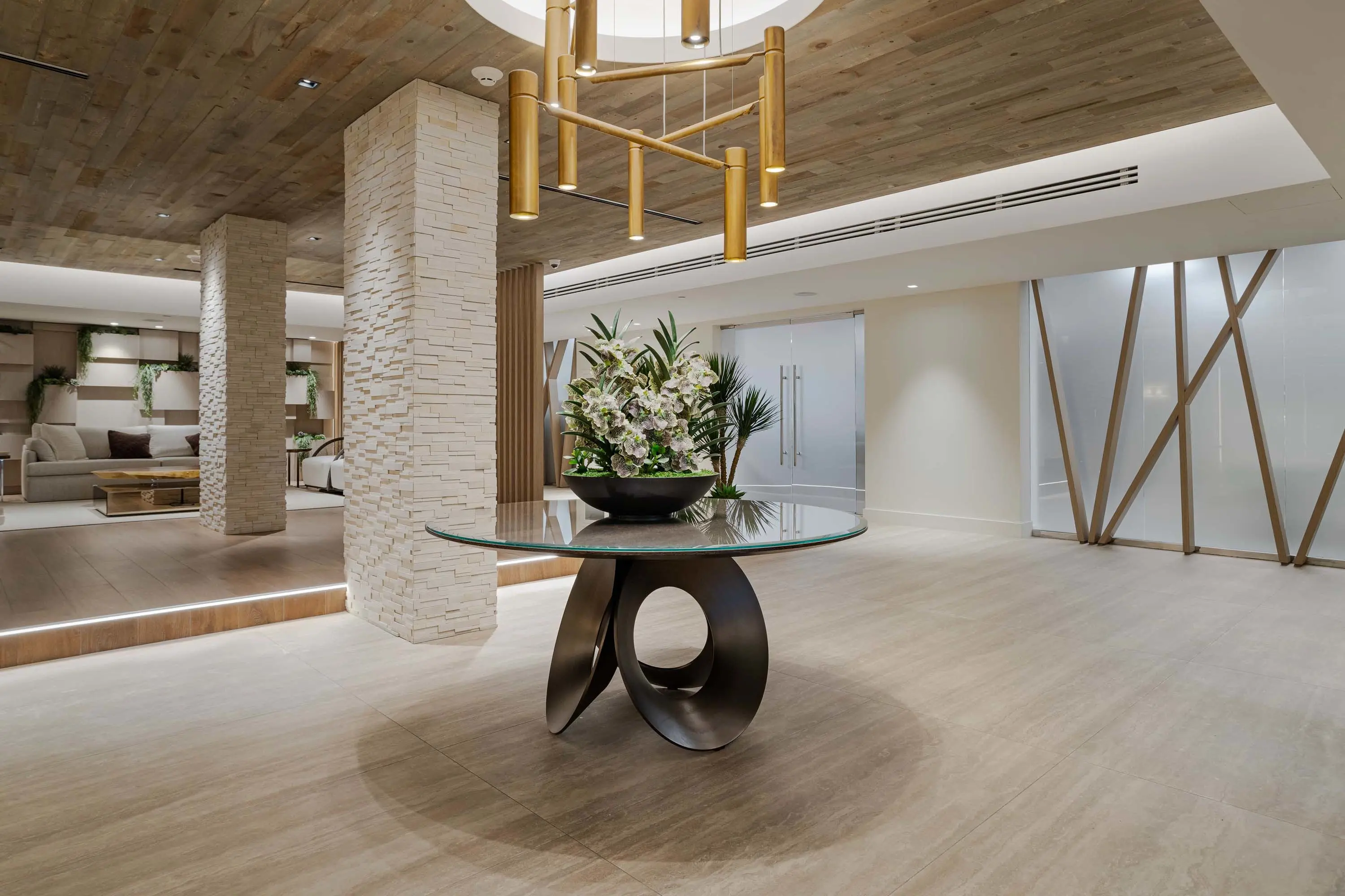 21 2301 Collins Ave Apt 1432 - Luxury Real Estate - Concierge Auctions