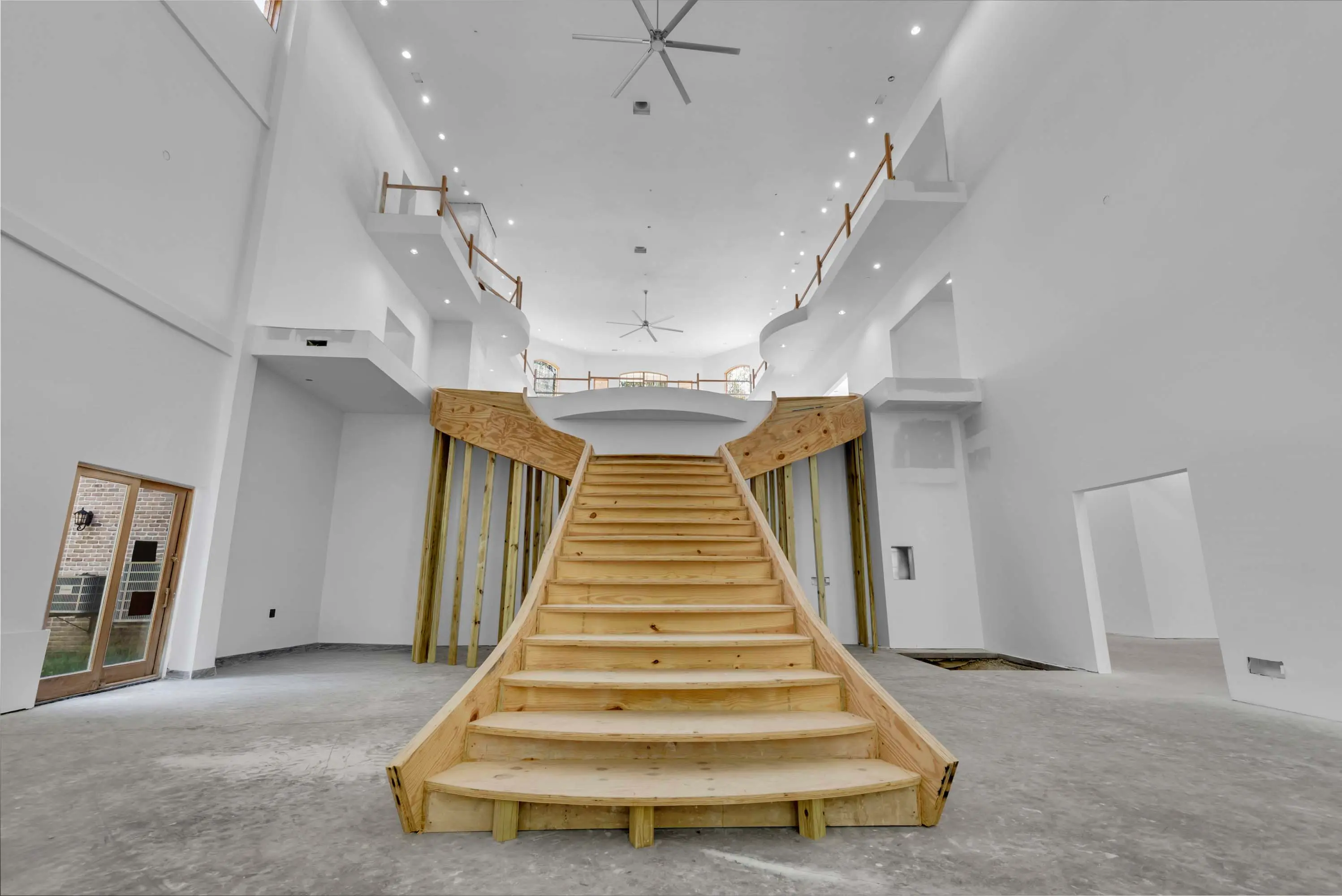 02 6 Evan Way, Pikesville - Luxury Real Estate - Concierge Auctions