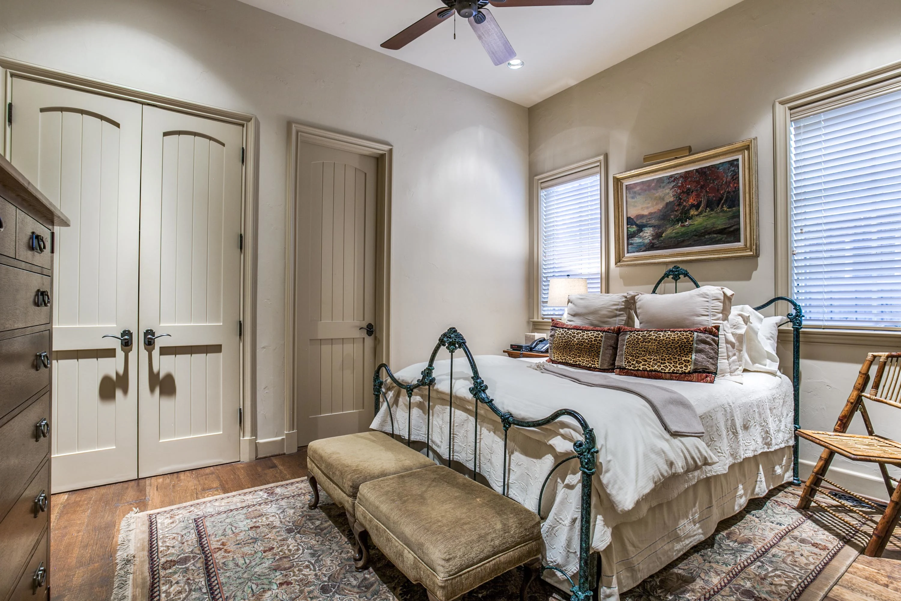2505 Welborn Street, Turtle Creek, Dallas, Texas 75219 - 2505-welborn-street-dallas-texas34_zwbsmo