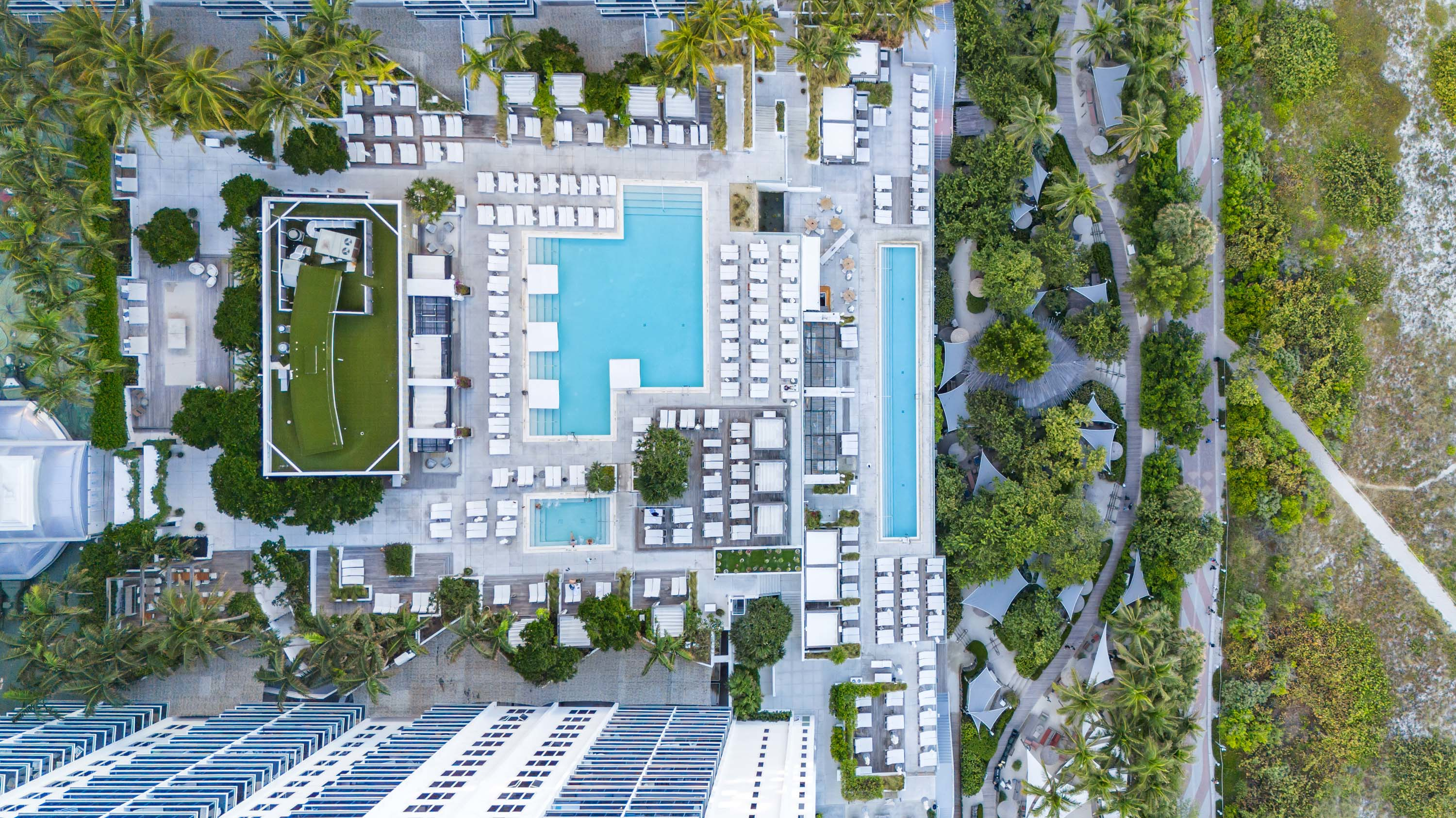 25 2301 Collins Ave Apt 1432 - Luxury Real Estate - Concierge Auctions