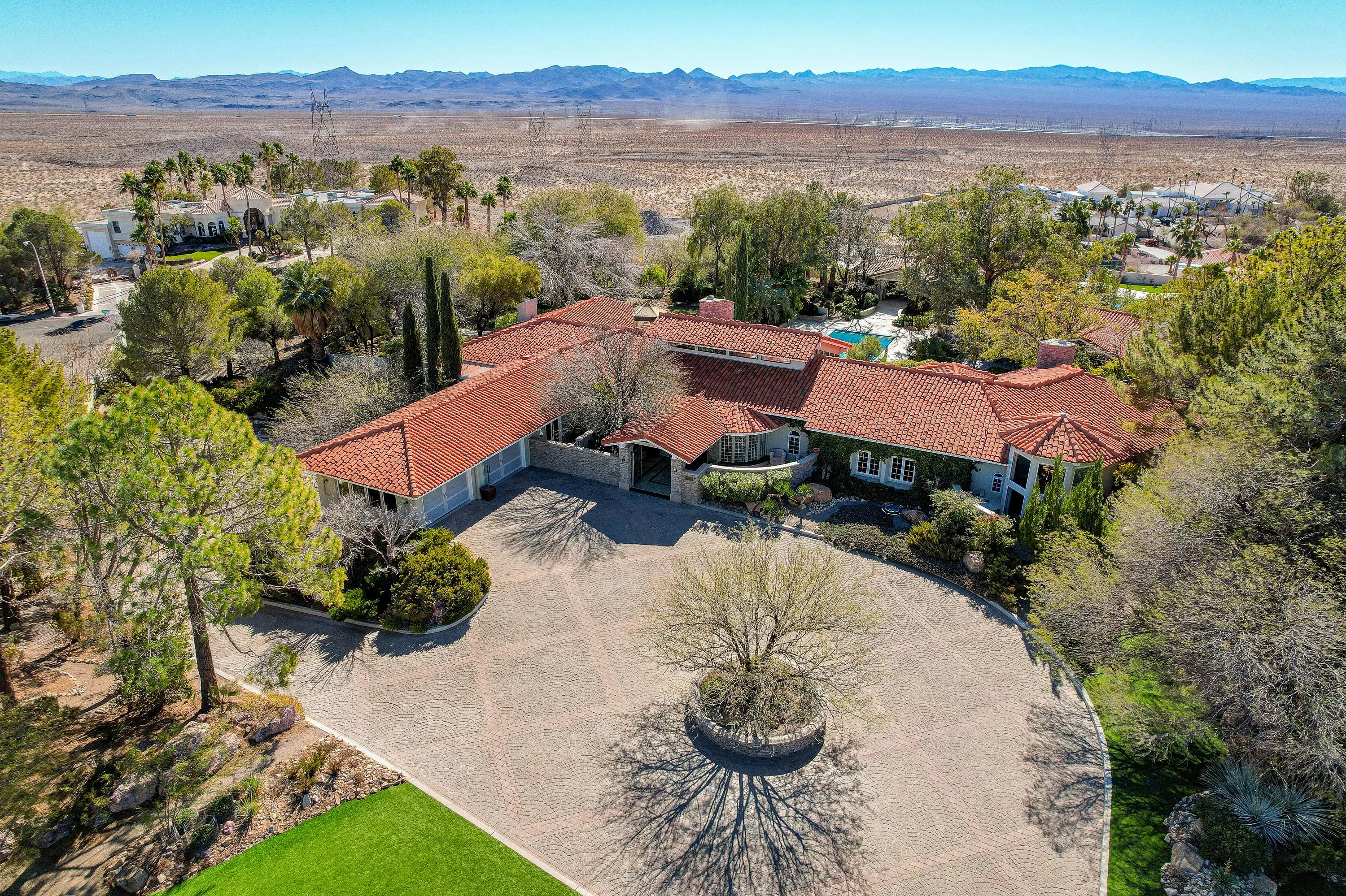 1505 and 1507 San Felipe Drive, Boulder City, Near Las Vegas, Nevada 89005 - 1505_and_1507_San_Felipe_Drive_02_aigntp