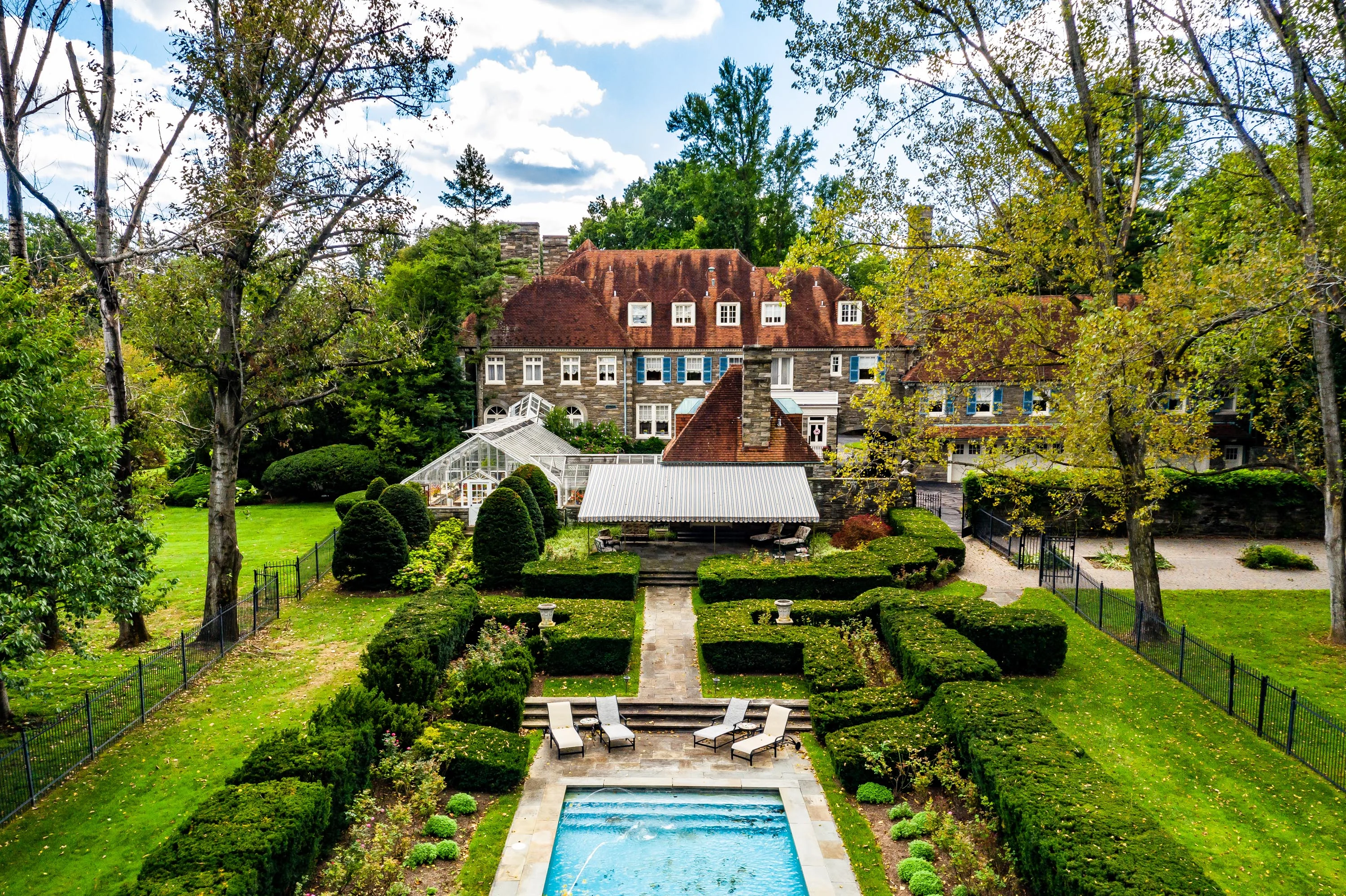720 North Spring Mill Road, Villanova, Main Line, Pennsylvania 19085 - 720-n-spring-mill-road-villanova-pennsylvania40_phhe5x