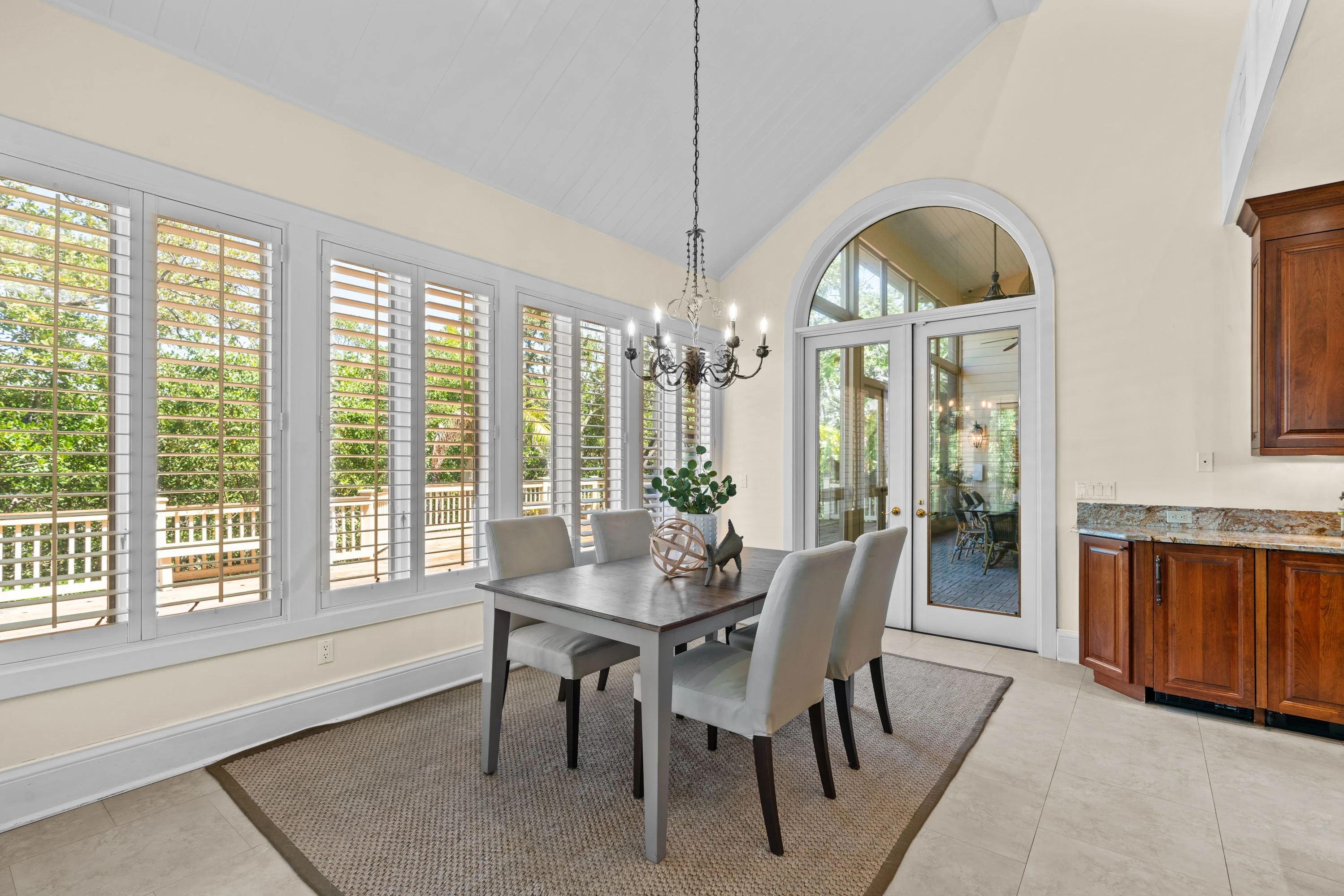 2007 Bayview Drive, Tierra Verde, Florida 33715 - 2007_Bayview_Drive_13_ssljtw