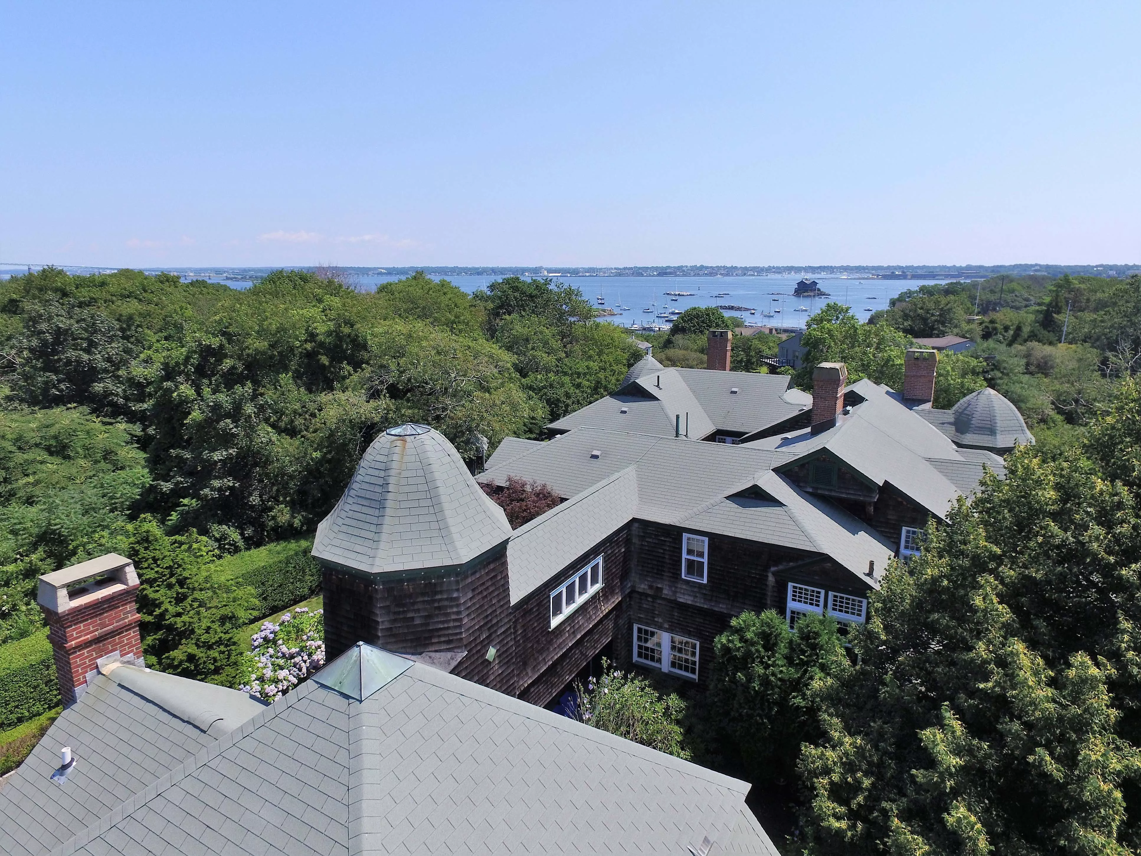 52 Newport Street , Jamestown, Rhode Island 02835 - 52-newport-street-jamestown-rhode-island03_oop9y6