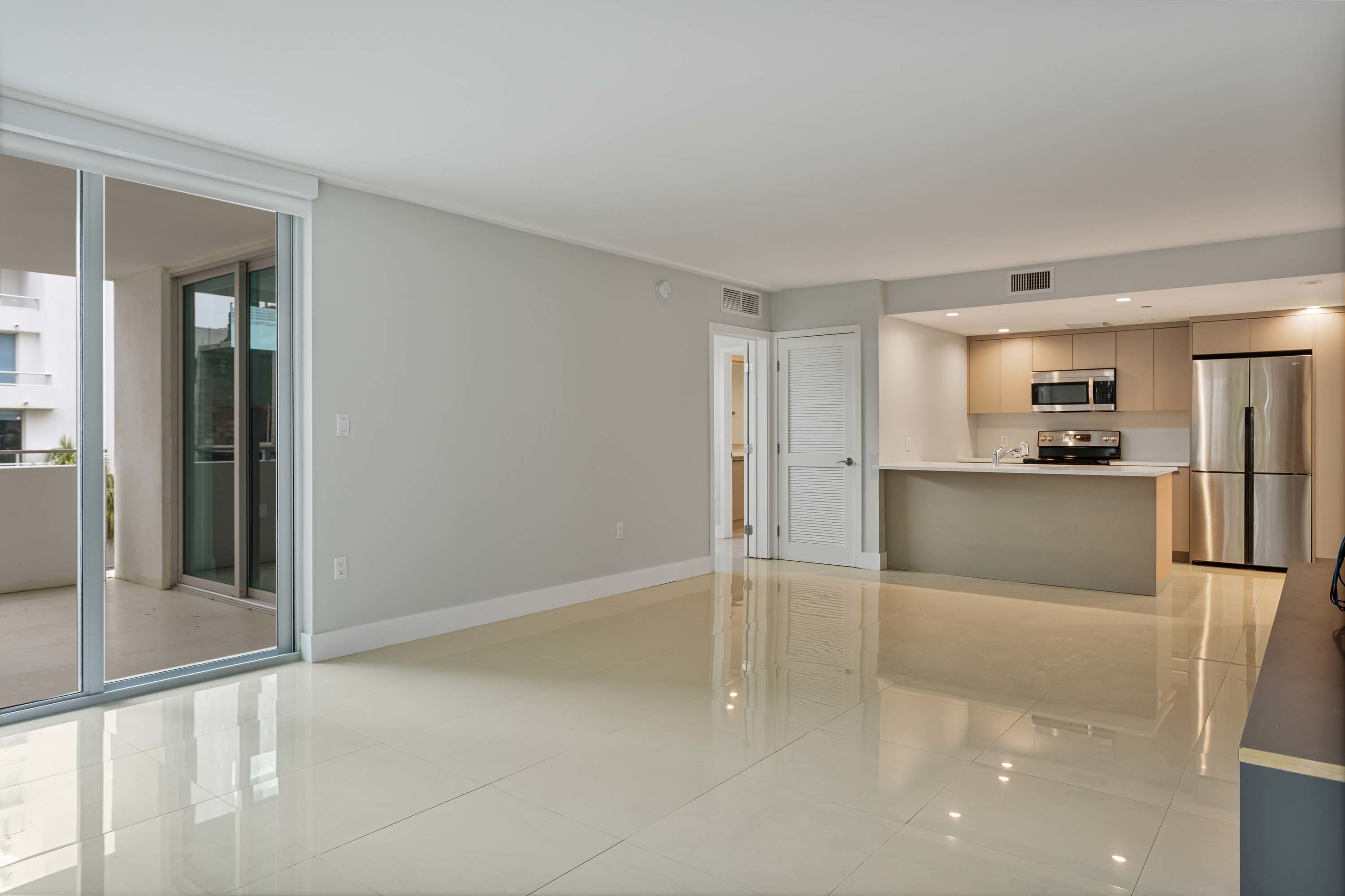 09 Unit 203 1150 101st Street - Luxury Real Estate - Concierge Auctions