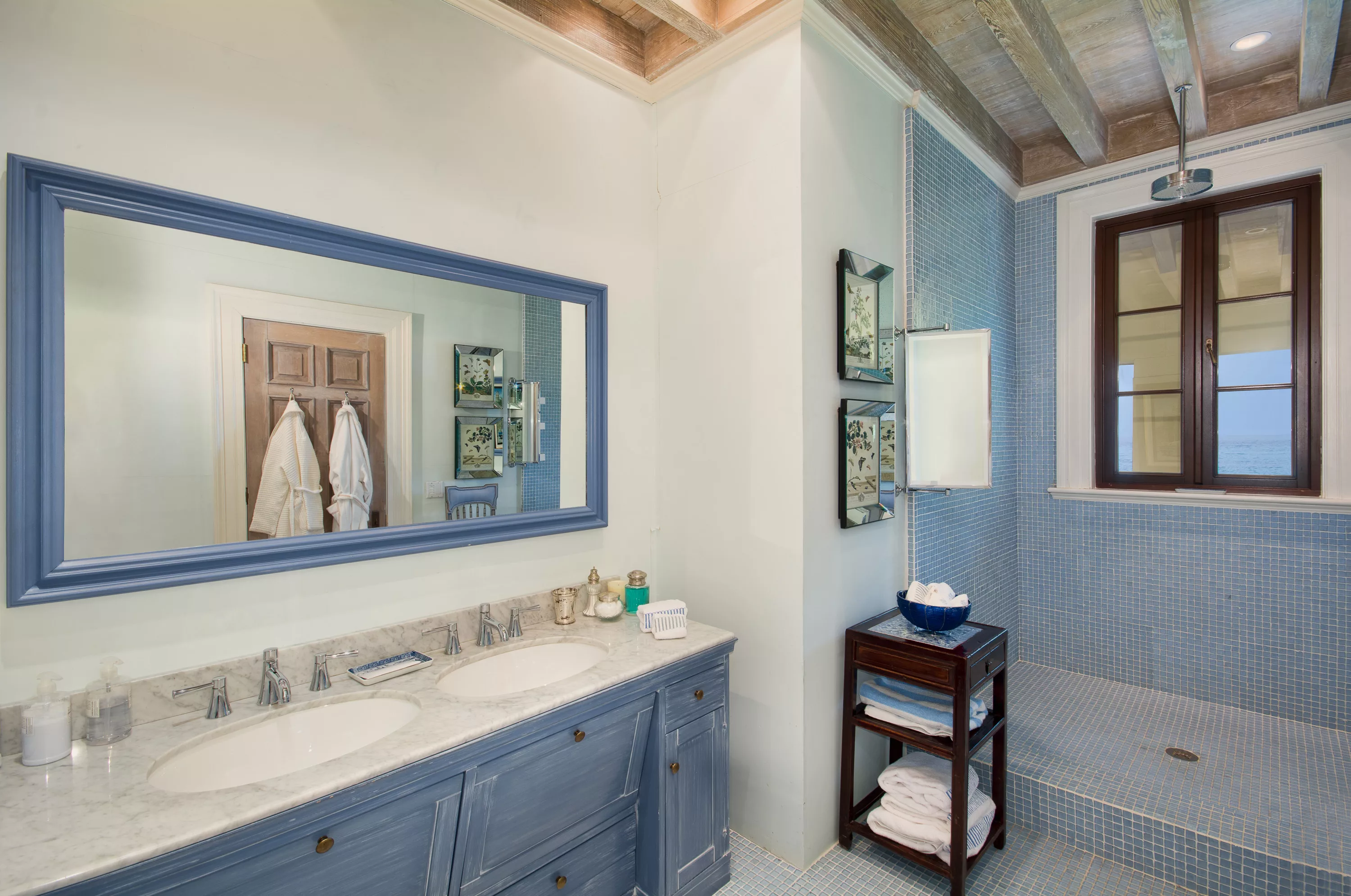 Paradise Island,  , Bahamas - kilkee-house-paradise-island-nassau-bahamas-luxury-real-estate-26_nw0k4j