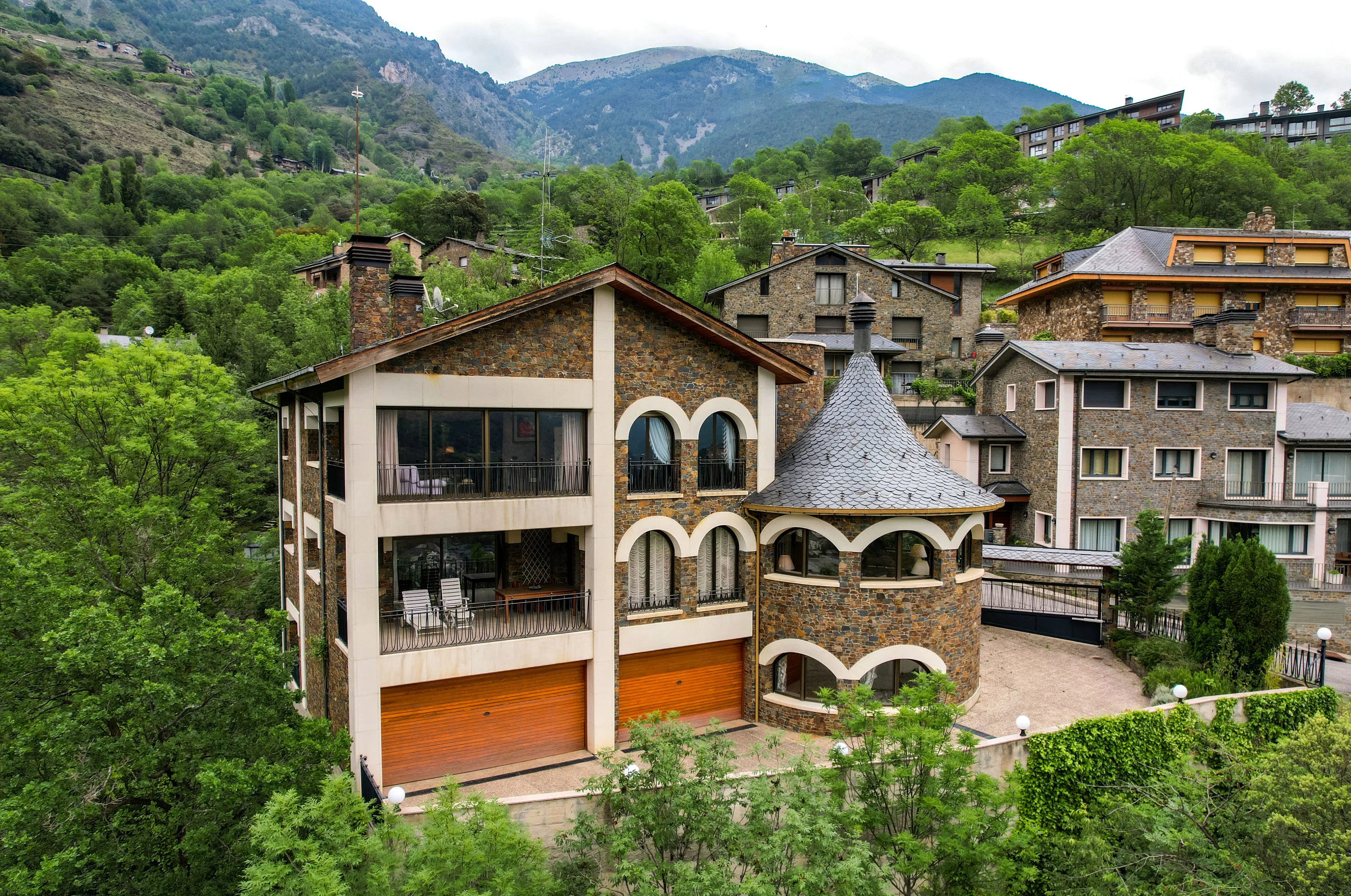 Casa Comprar, Luxury Mountain Chalet, The Pyrenees, Sant Julià De Lòria , Andorra - casa-comprar-xalet-canolich-sant-julia-de-loria-nagol-andorra30_ohsztp