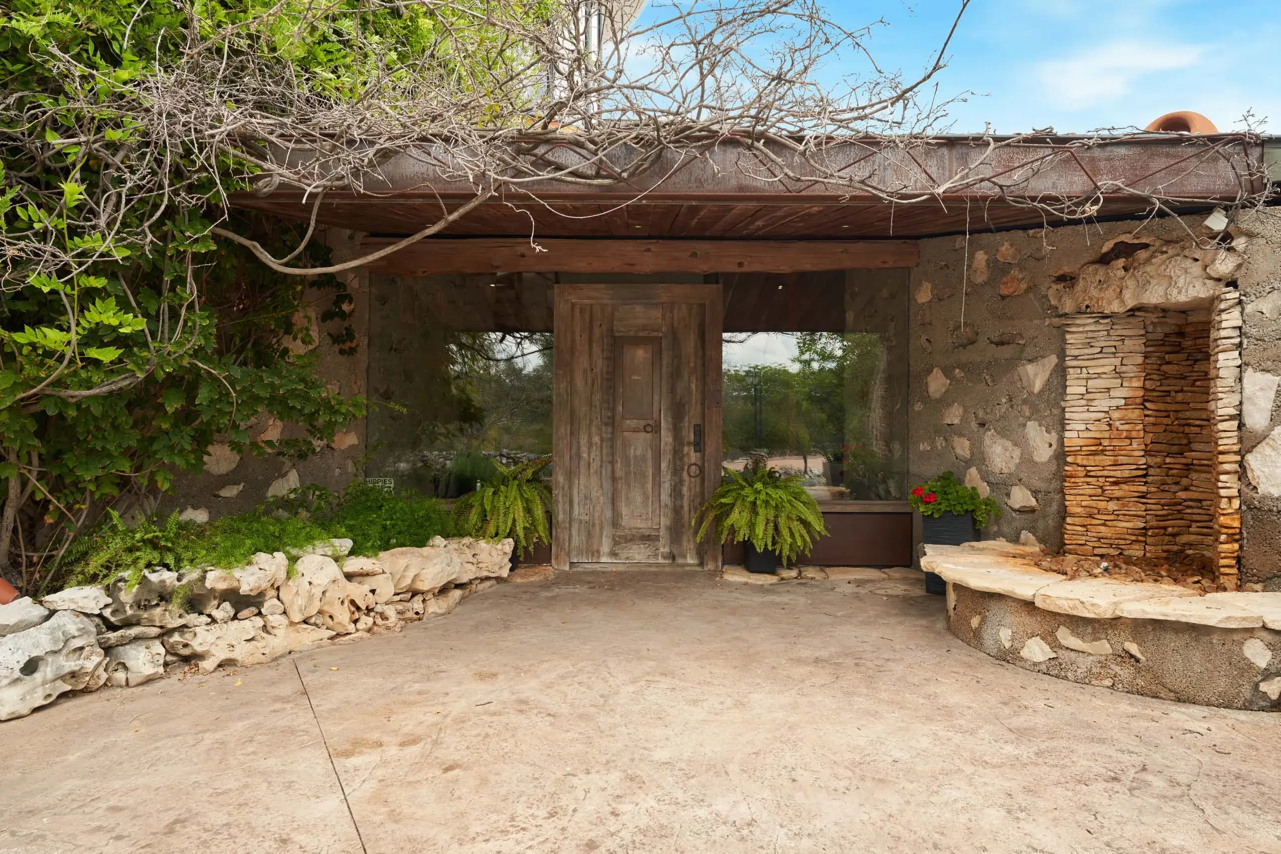 4002 Tyx Trail, Near Austin, Texas 78669 - 4002-tyx-trail-spicewood-tx02_q5vldp
