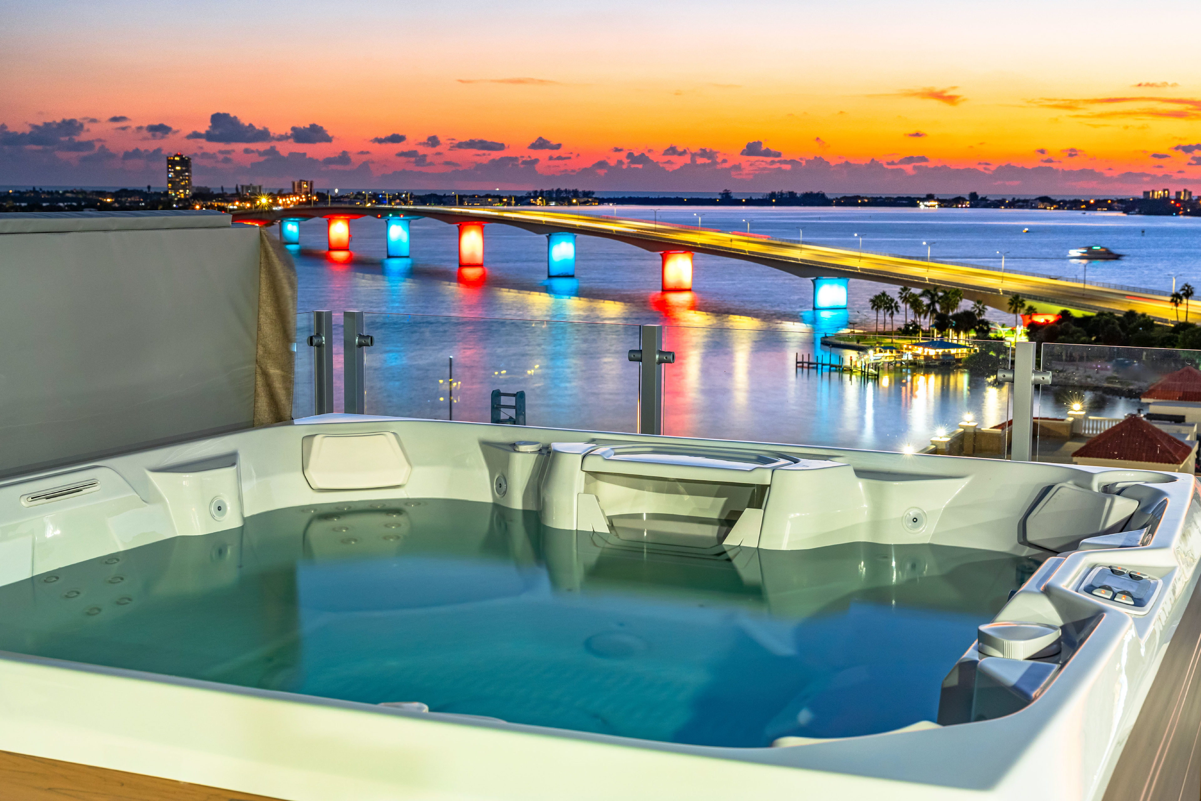 38 111 Golden Gate Point -Penthouse 701, Sarasota, FL 34236 - Luxury Real Estate - Concierge Auctions