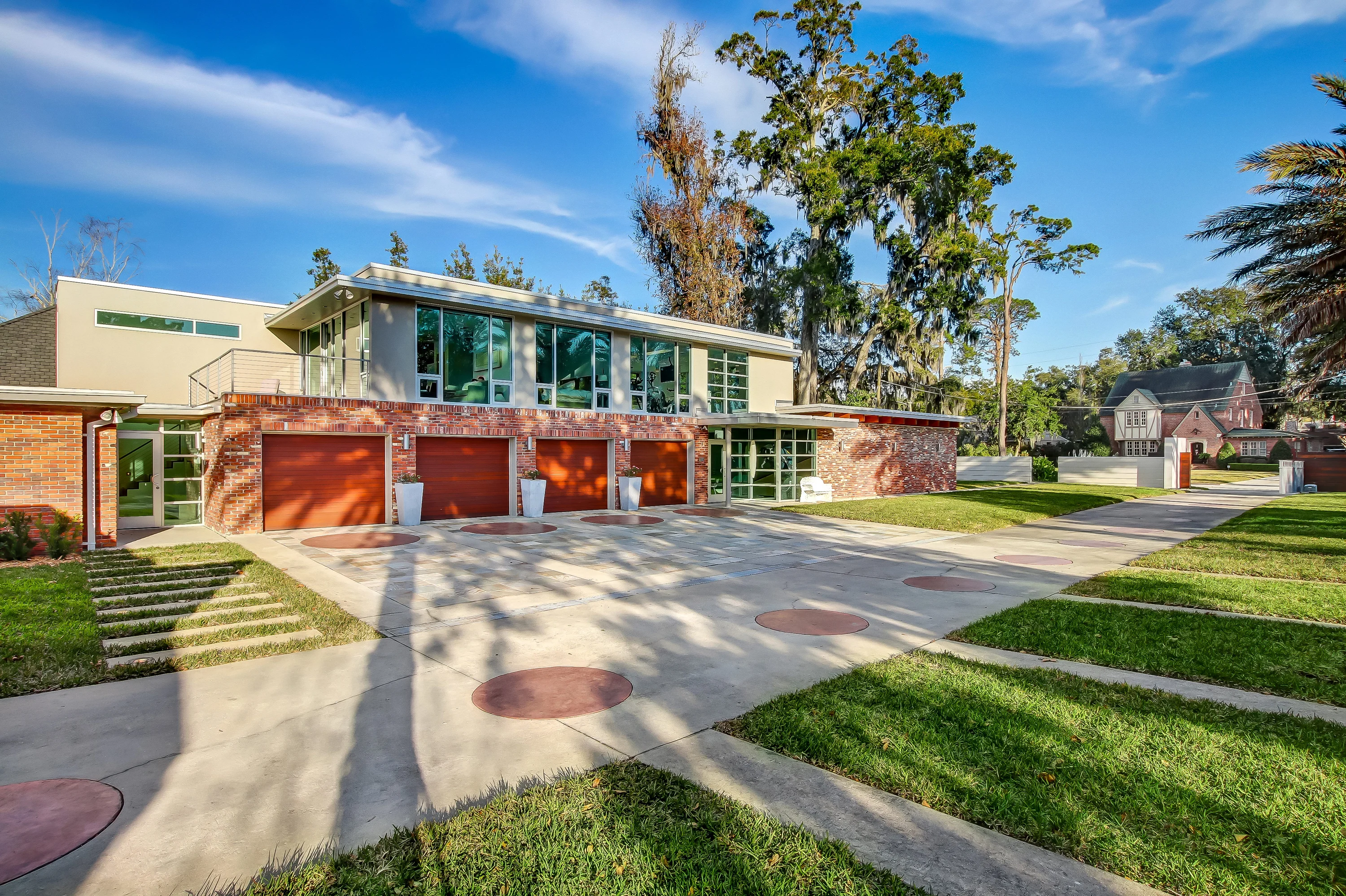 3940 Alhambra Drive W, Jacksonville, Florida  - 3940-alhambra-drive-west-jacksonville-florida04_gtv3za